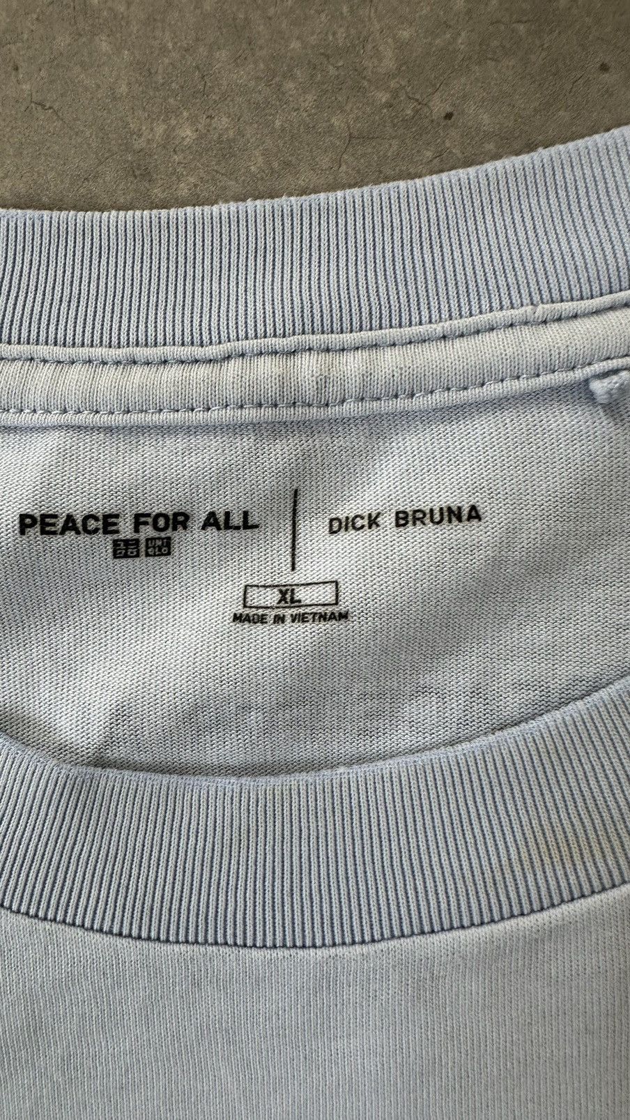 Uniqlo DICK BRUNA UNIQLO PEACE FOR ALL TEE Size US XL / EU 56 / 4 - 3 Thumbnail