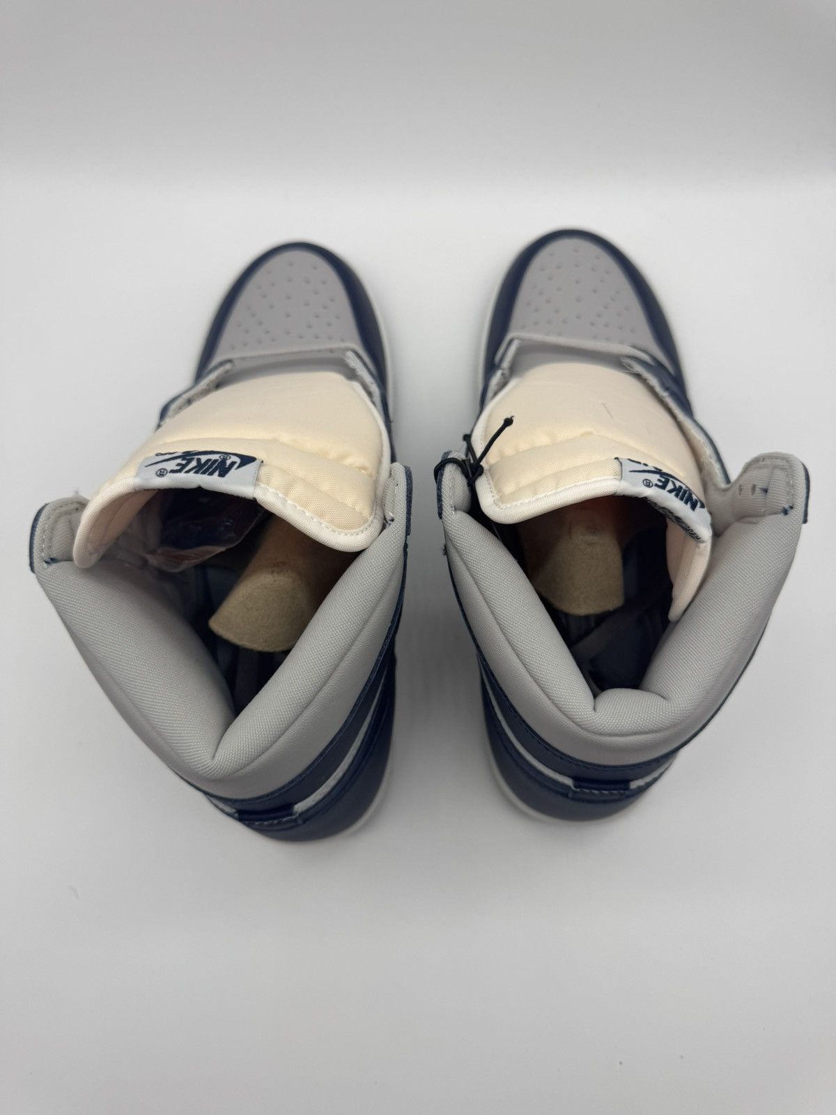 Jordan Brand × Nike Nike Air Jordan 1 Retro '85 High Georgetown Size US 10.5 / EU 43-44 - 5 Thumbnail