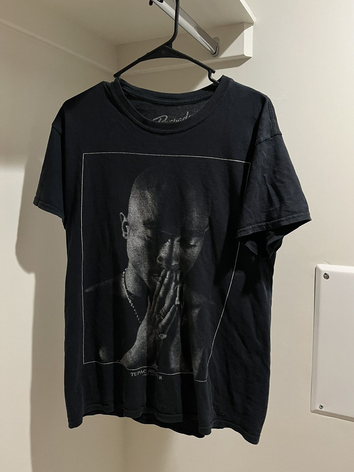 Vintage 2Pac Vintage T shirt Tupac Shakur Size US S / EU 44-46 / 1 - 2 Thumbnail