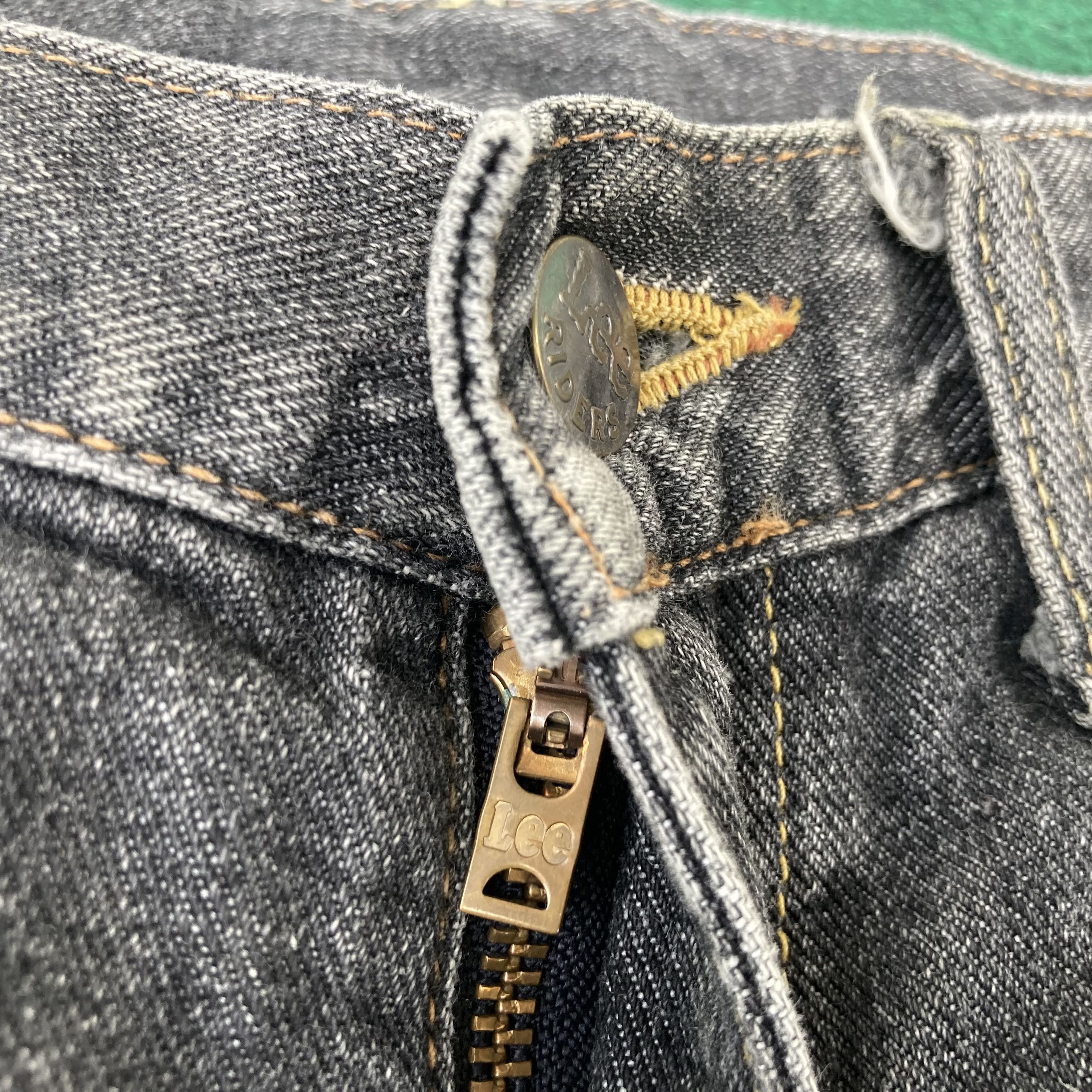 Designer × Lee × Vintage 29x31.5 Vtg Lee Riders Faded Denim Flare Bootcut Sz 29 Jeans Size US 29 - 4 Thumbnail