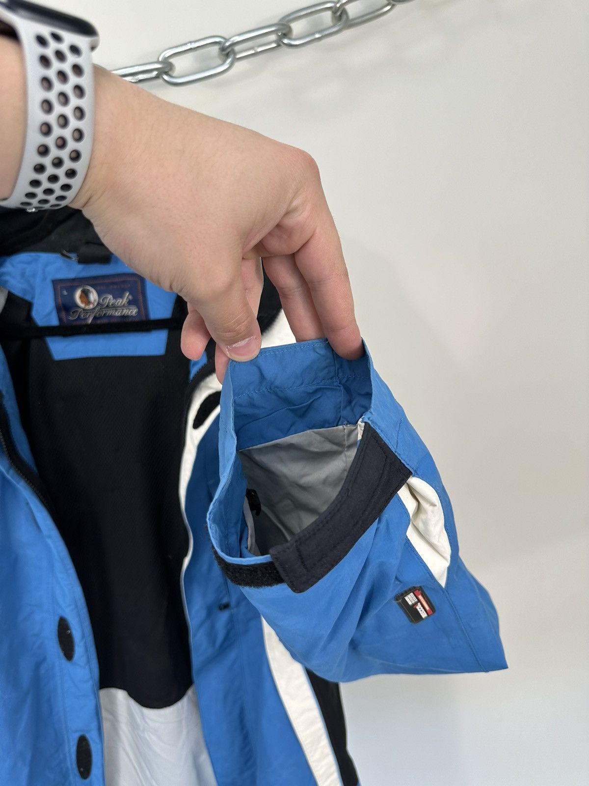 Peak Performance Peak Performance Blue Outdoor Hooded Jacket Size US L / EU 52-54 / 3 - 13 Thumbnail