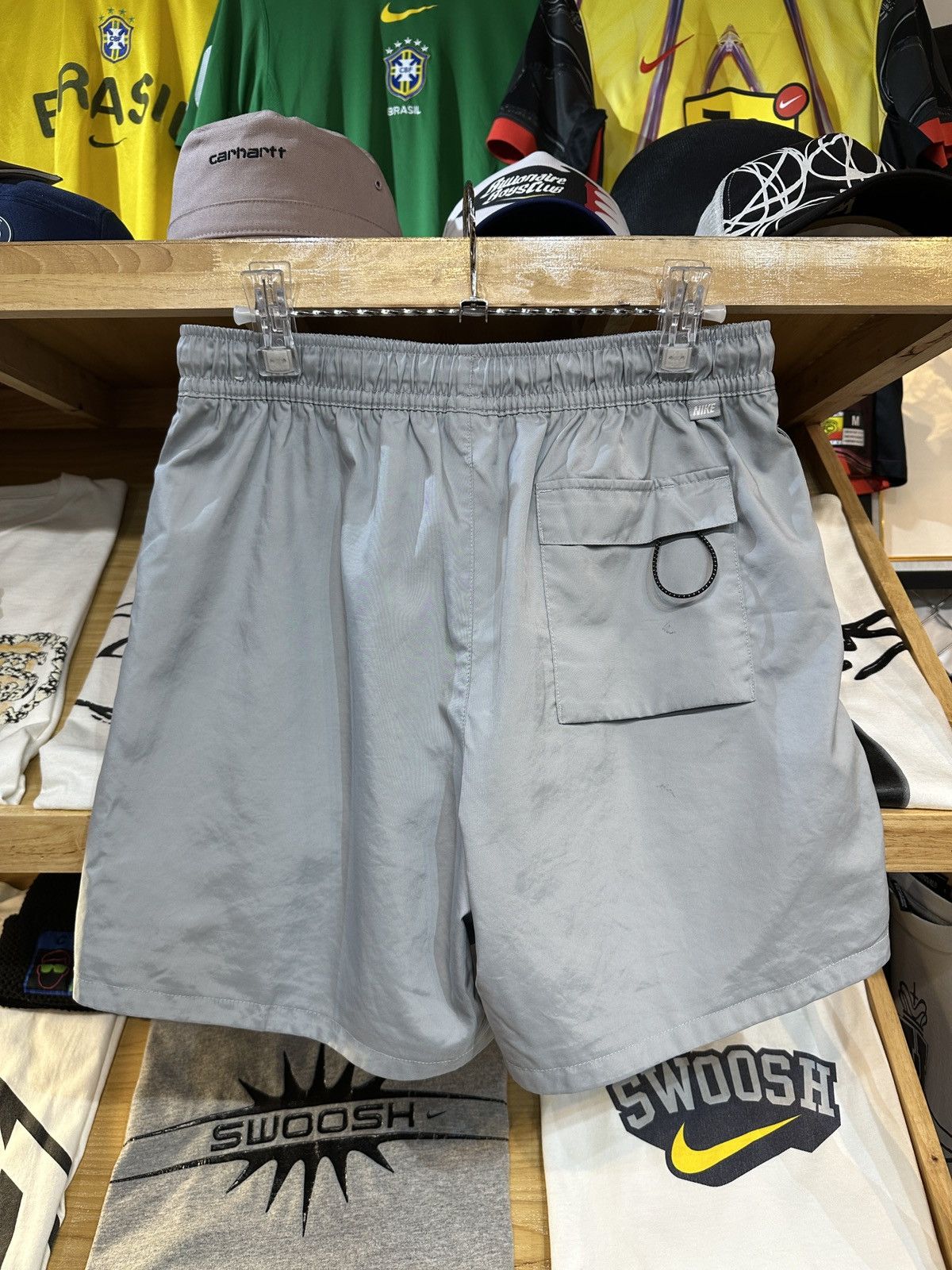 Nike Nike Tuned Air Shorts Pants Size US 30 / EU 46 - 2 Thumbnail