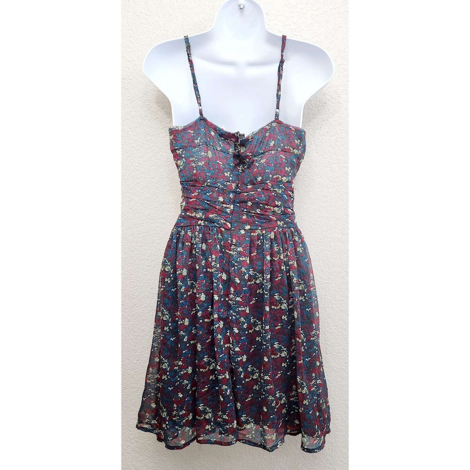 Other Willow & Clay Gray Red Blue Floral Pleated Mini Dress Small Size S / US 4 / IT 40 - 4 Thumbnail