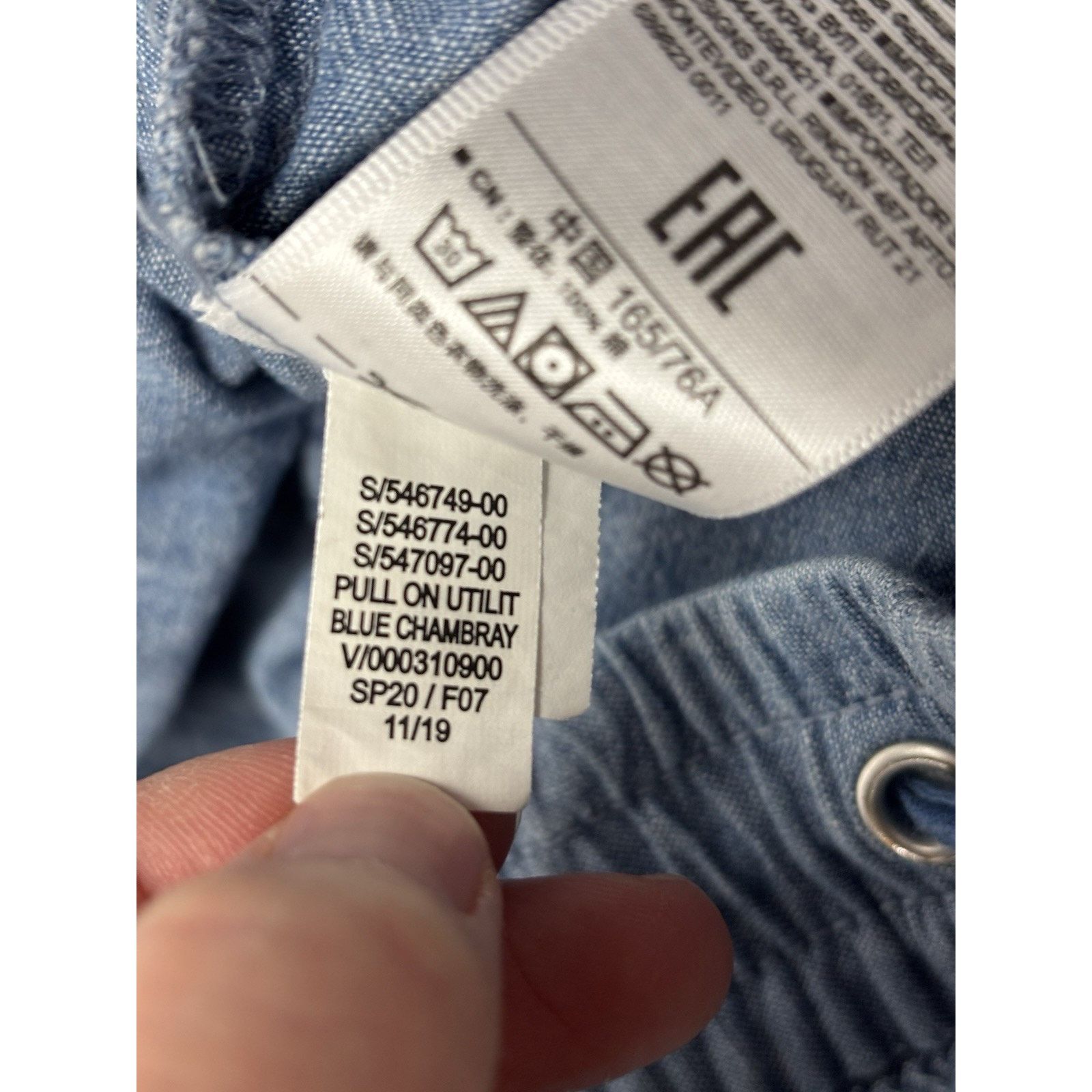 Gap Gap Shorts w/ Washwell™ Women's 3" Inseam Shorts Blue M Size 32" / US 10 / IT 46 - 4 Thumbnail