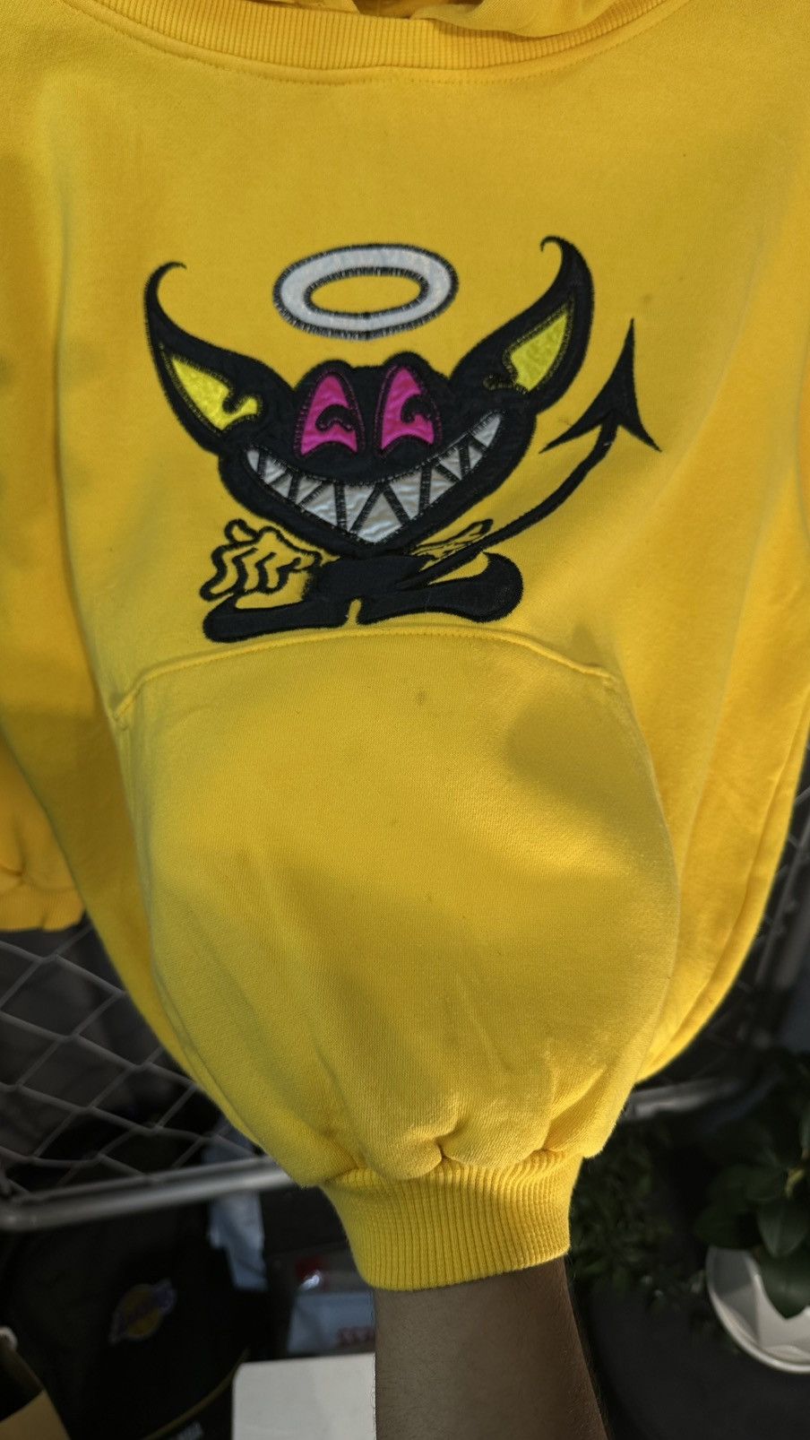 Vintage ANGEL DEVIL PARODY OAKLEY HOODIE YELLOW Size US M / EU 48-50 / 2 - 5 Thumbnail