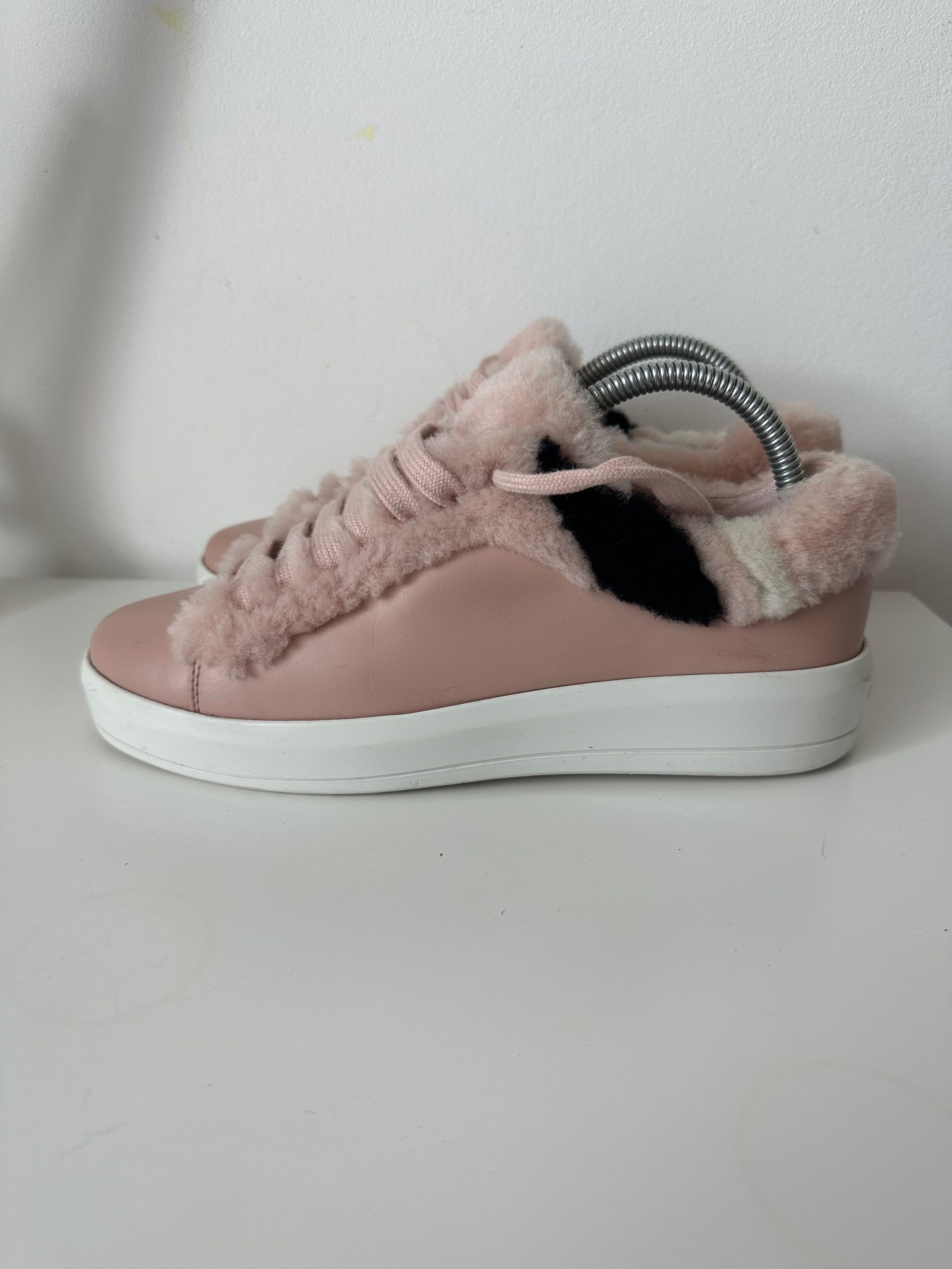 Prada Prada Shearing Fur Leather Sneakers 1E777H pink Size 37 Size US 7 / IT 37 - 1 Thumbnail