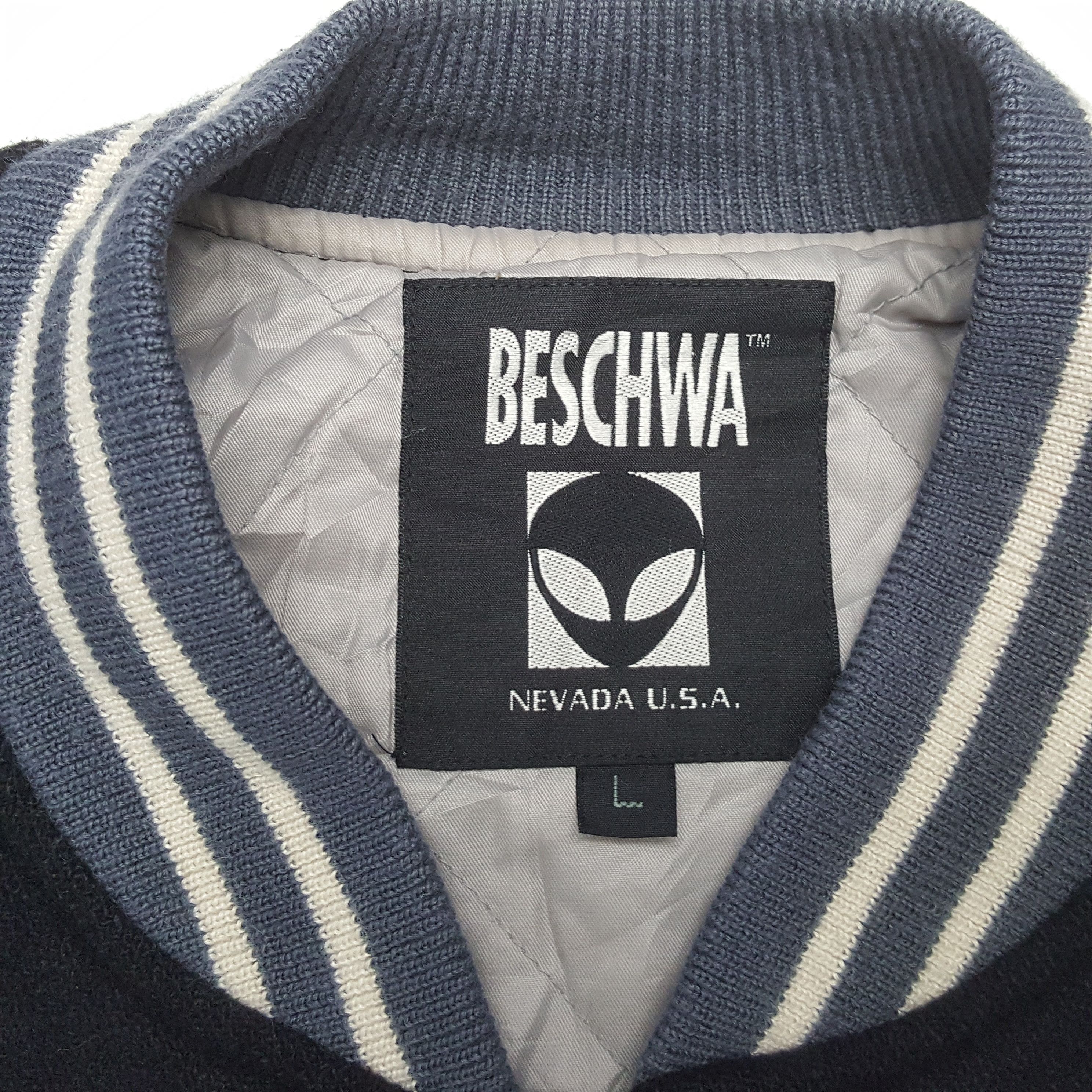 Vintage BESCHWA Alien Style Varsity Jacket C290N31 Size US XXL / EU 58 / 5 - 5 Thumbnail