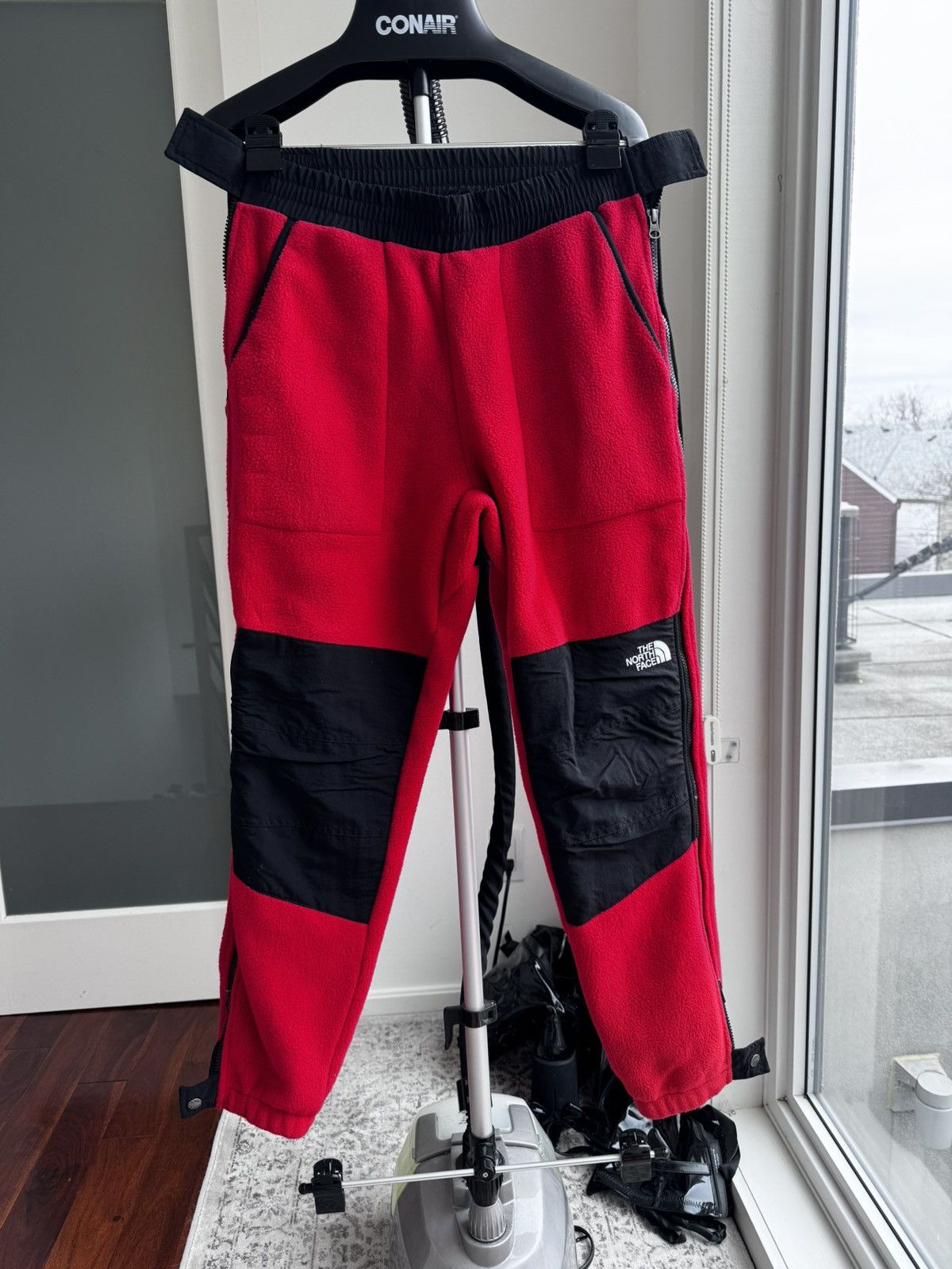 image of The North Face North Face Fleece Pants in Red, Men's (Size 30)