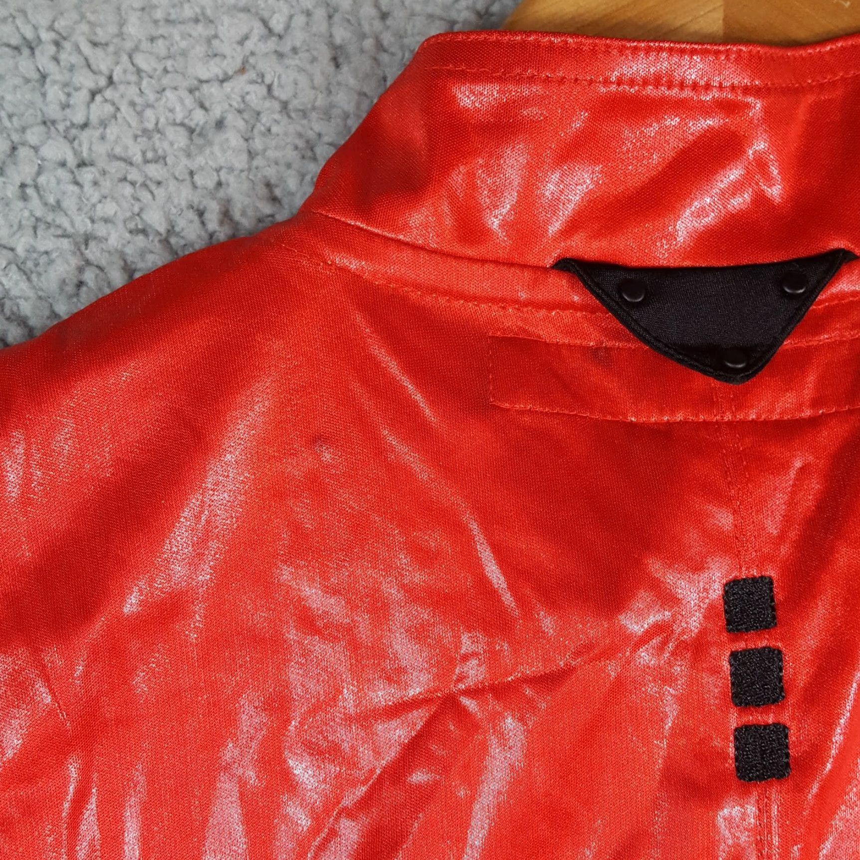 Vintage VINTAGE Jamie Sadock Tank Top Vest Polo Woman S Red Faux Leather Wet Look Sleeveless Size S / US 4 / IT 40 - 7 Thumbnail