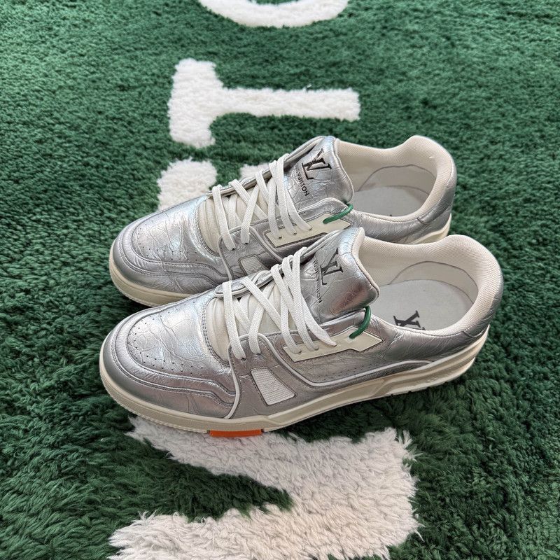 Louis Vuitton Louis Vuitton Metallic Trainers Low-Top Sneakers - Size US 10 / EU 43 - 1 Thumbnail