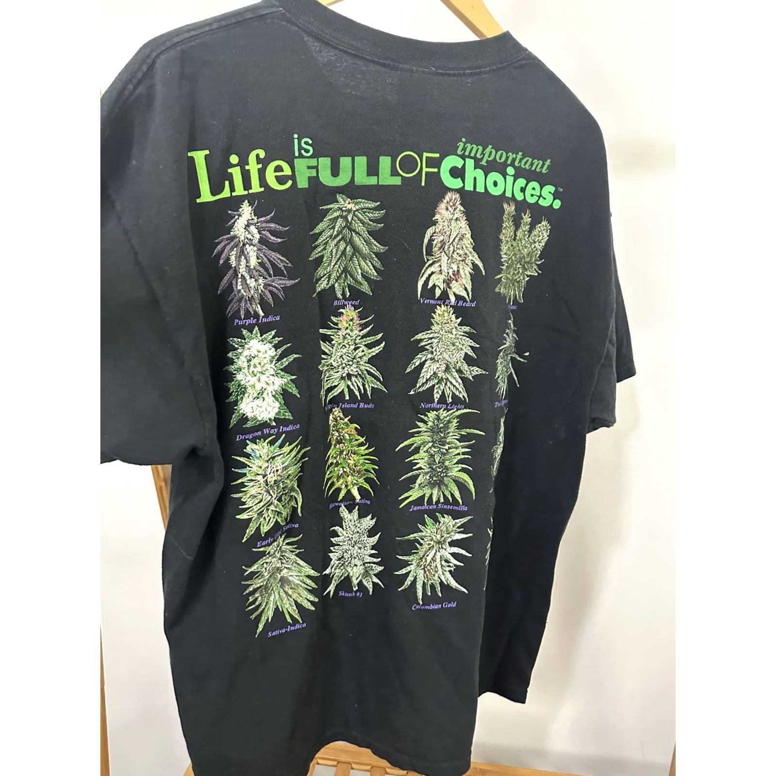 Delta VTG 90s Life Is Full Of Important Choices Weed Marijuana Jane Faded T-Shirt XL Men Black Size US XL / EU 56 / 4 - 4 Thumbnail
