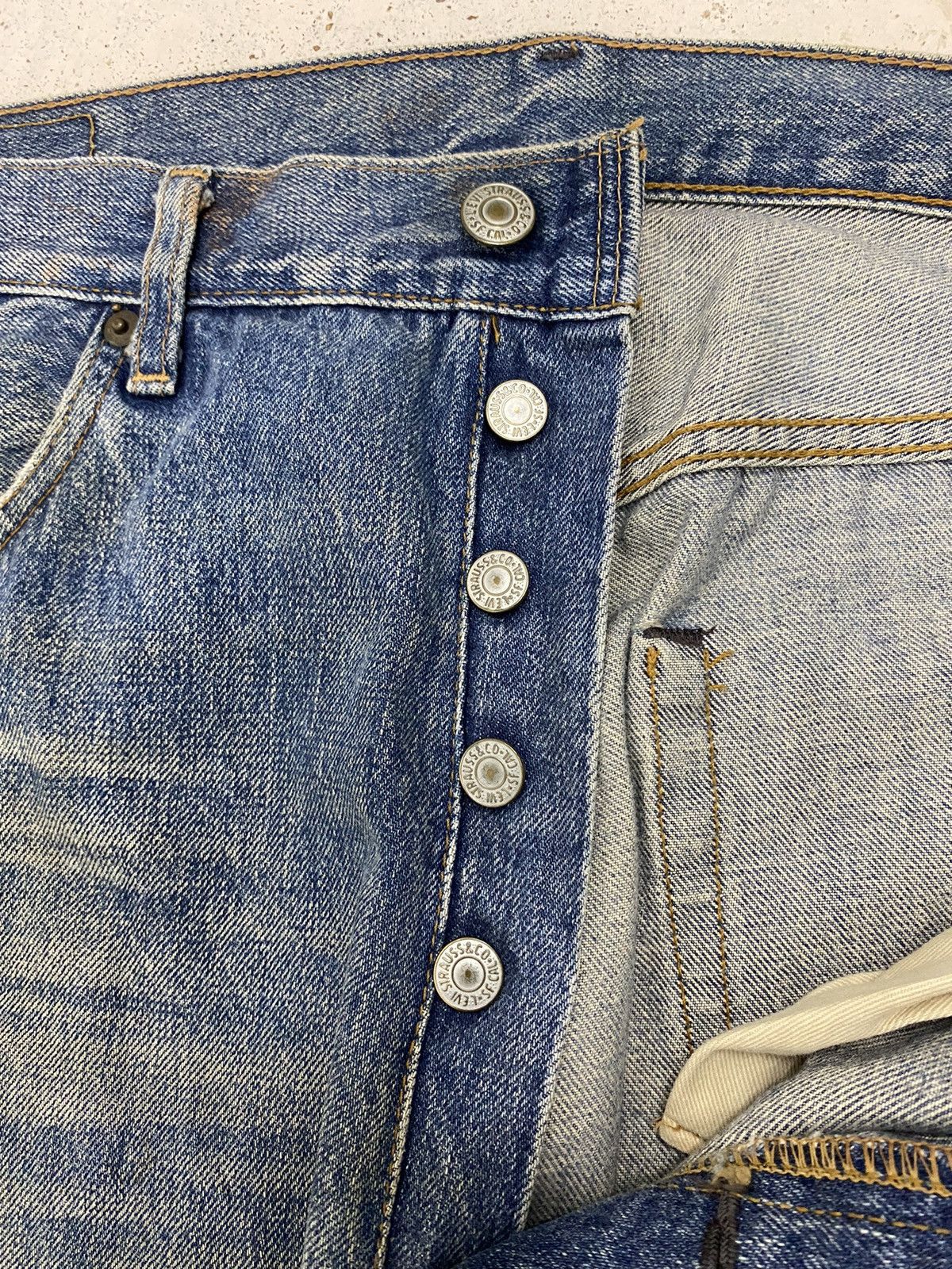 Levi's Vintage 90s Levis 501 Japan Selvedge Button Fly J09 Distress Size US 34 / EU 50 - 9 Thumbnail