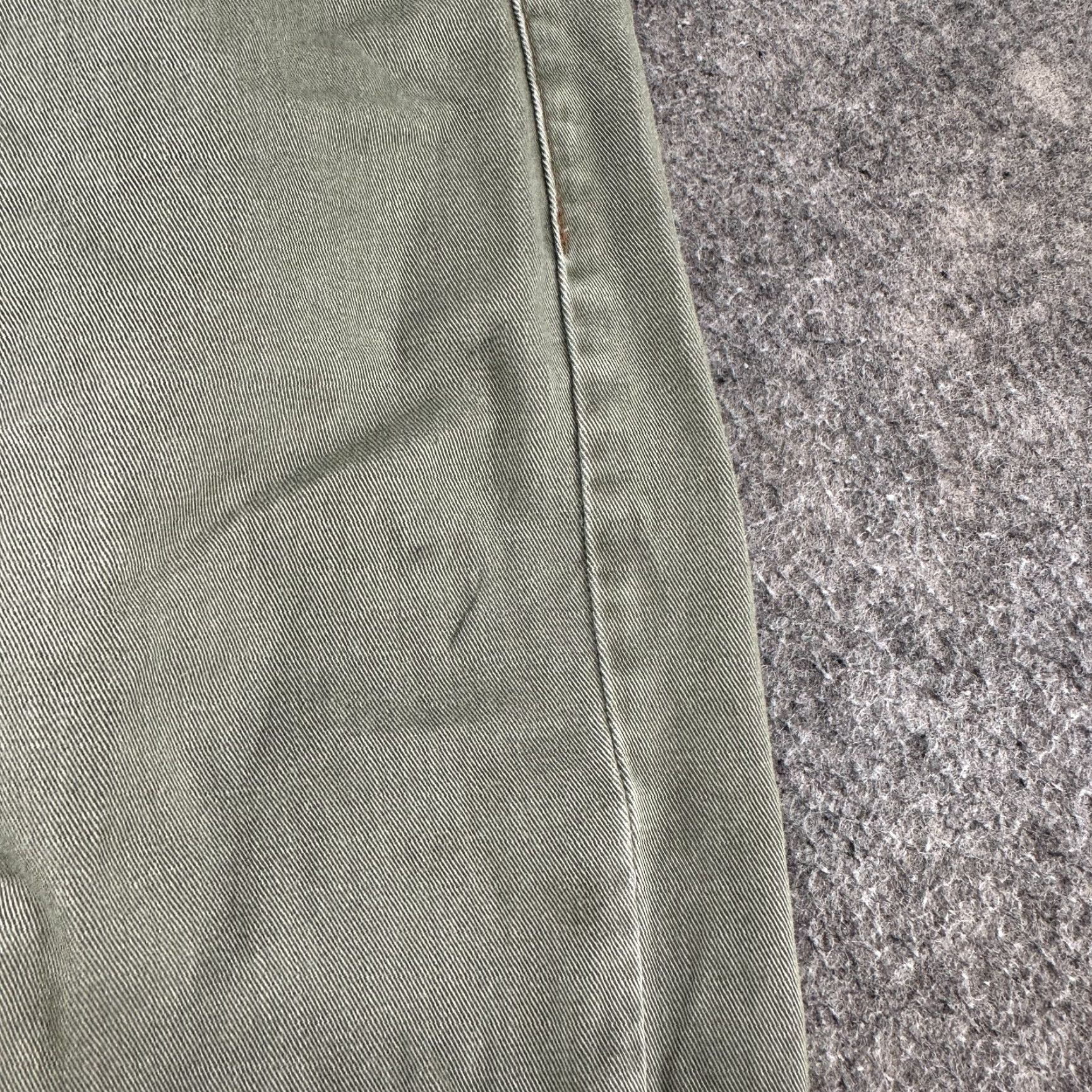Vintage VINTAGE Kikwear Pants Mens 34x31 Green Chino Relaxed Straight 90s Workwear Mens Size US 34 / EU 50 - 4 Thumbnail