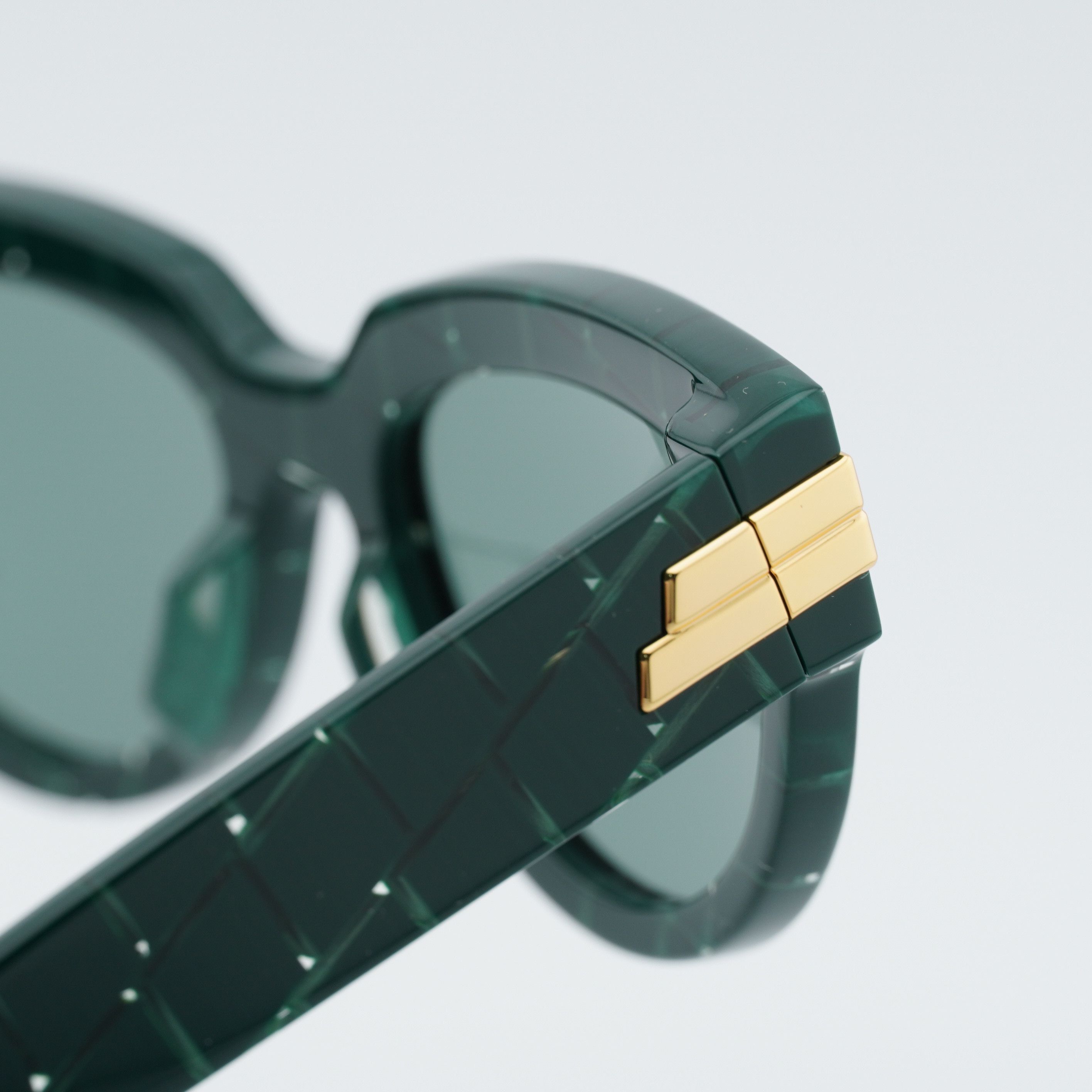 Bottega Veneta Bottega Veneta BV1035S 004 Sunglasses Green Cat Eye Frame Size ONE SIZE - 5 Thumbnail