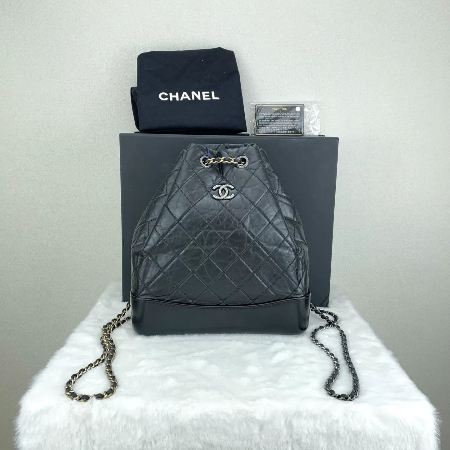 Chanel Pre-loved Bag Very good condition Size ONE SIZE - 1 Thumbnail
