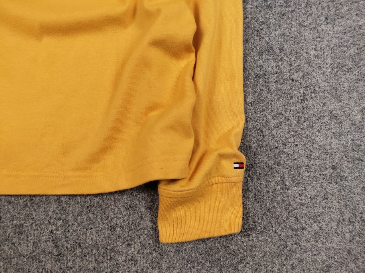 Tommy Hilfiger Vintage Tommy Hilfiger embroidered Yellow Rugby Long Sleeve Size US S / EU 44-46 / 1 - 10 Thumbnail