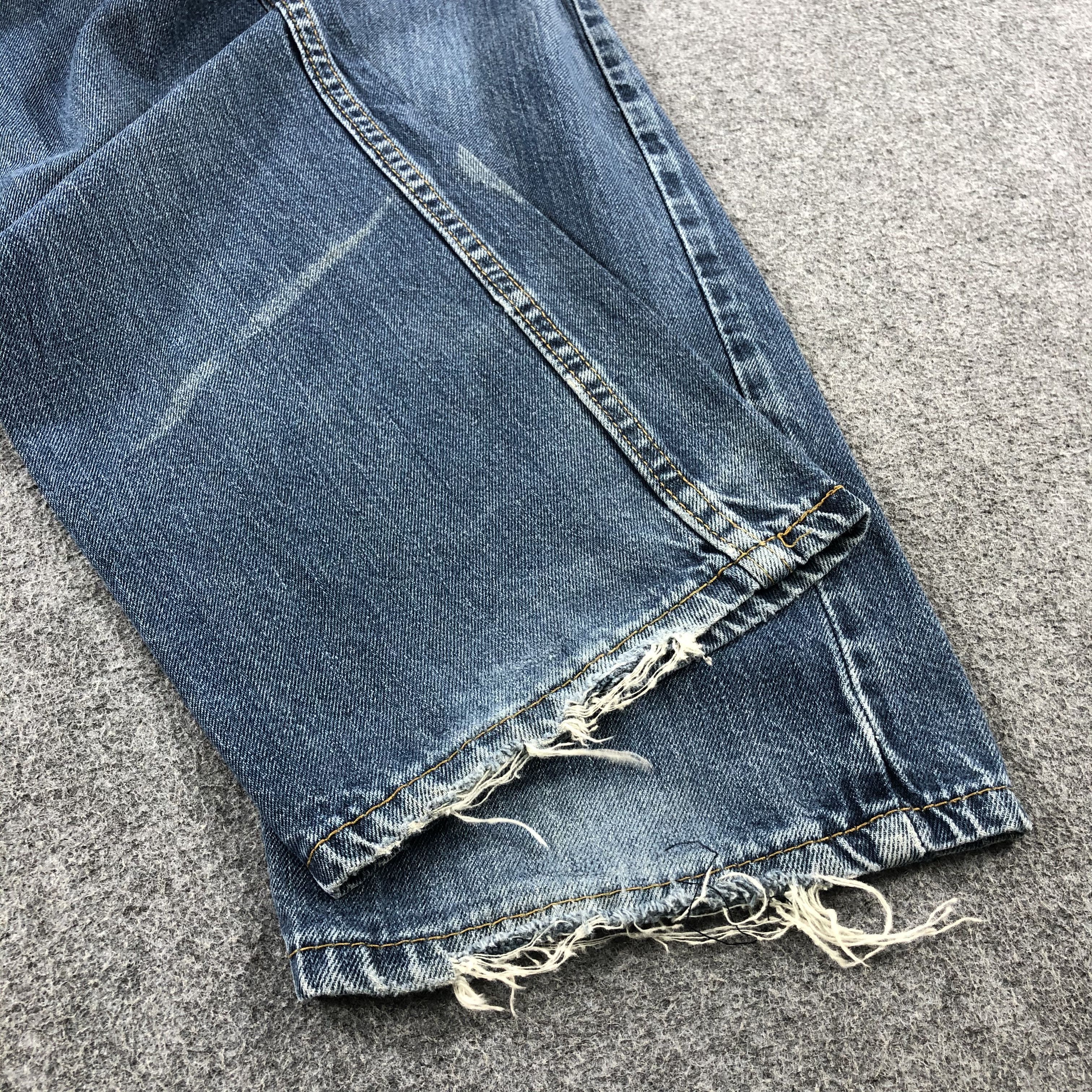 Levi's × Vintage Vintage Blue Wash Levis 514 Jeans-JM1796 Size US 33 - 5 Thumbnail