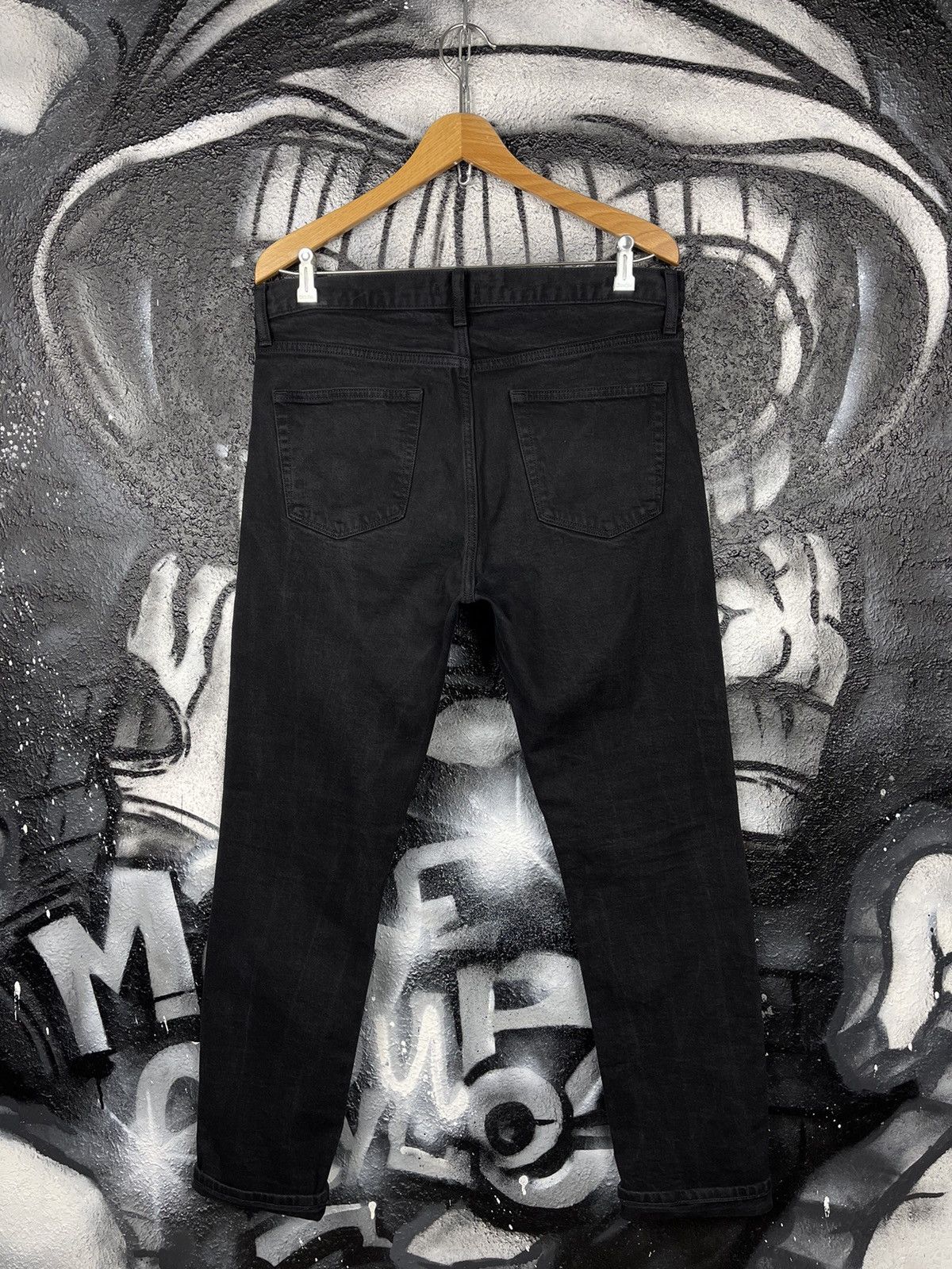 Uniqlo Uniqlo Black Denim Selvedge Jeans Men’s Size W33 L32 Size US 33 - 3 Thumbnail