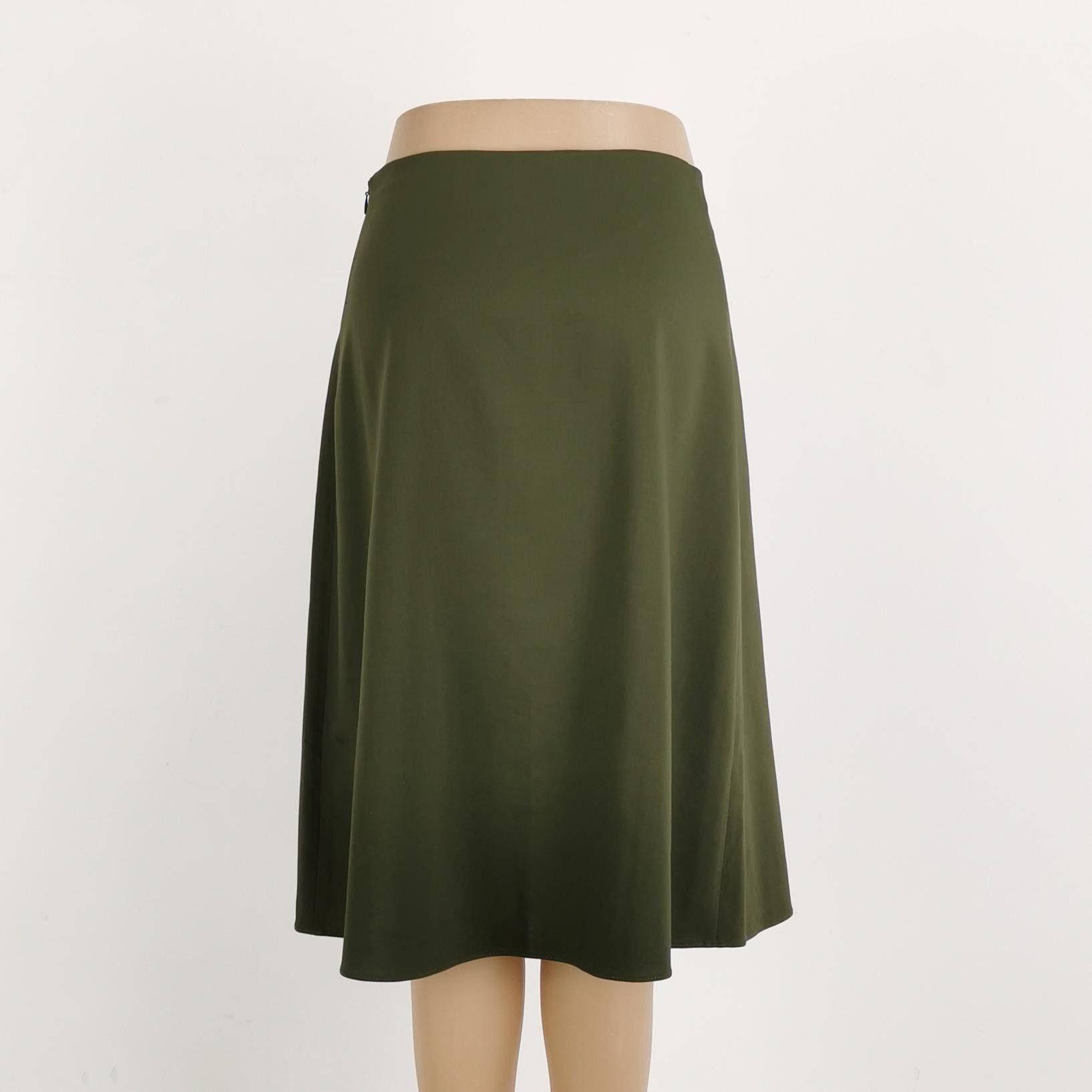 Jil Sander JIL SANDER JIL SANDER Wool blend solid color skirt size 34 Size M / US 6-8 / IT 42-44 - 2 Thumbnail