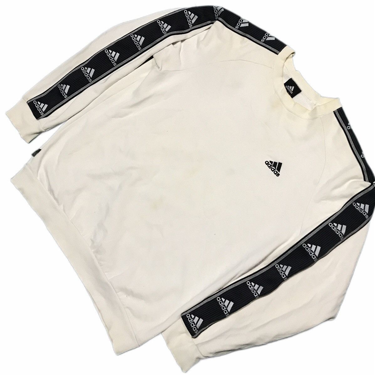 Adidas adidas white/black stripe sweather Size US M / EU 48-50 / 2 - 2 Thumbnail