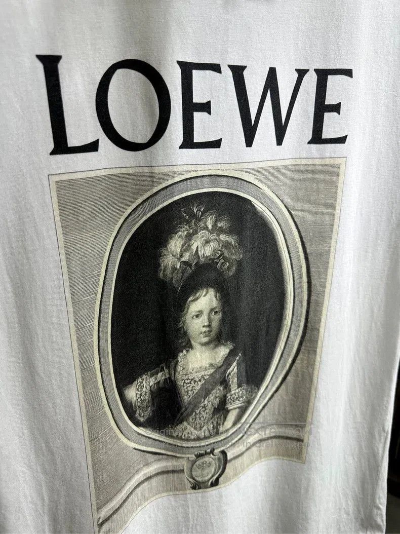 Loewe loewe short sleeve white graphic t. Size US M / EU 48-50 / 2 - 5 Thumbnail
