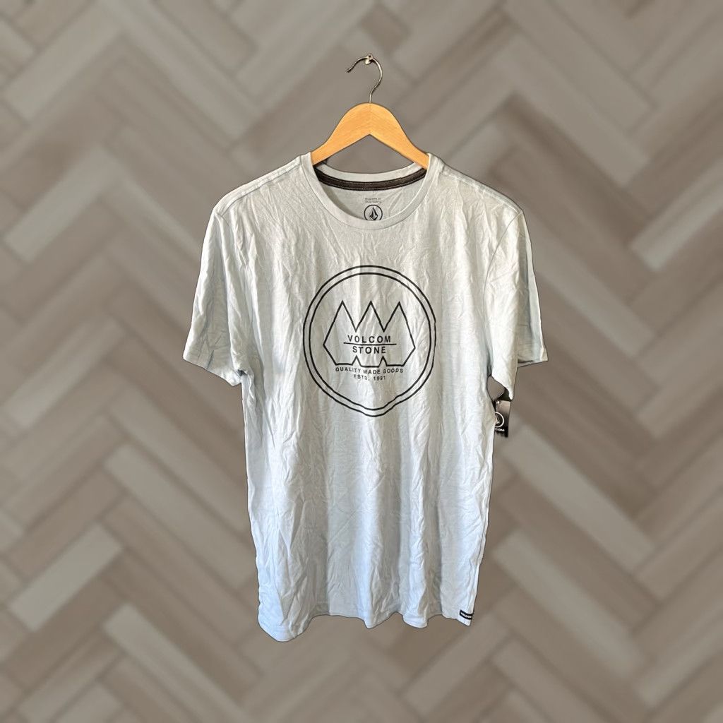 Volcom Volcom Mens T-shirt Short Sleeve Blue Stone Graphic Size Medium NWT Size US M / EU 48-50 / 2 - 1 Thumbnail