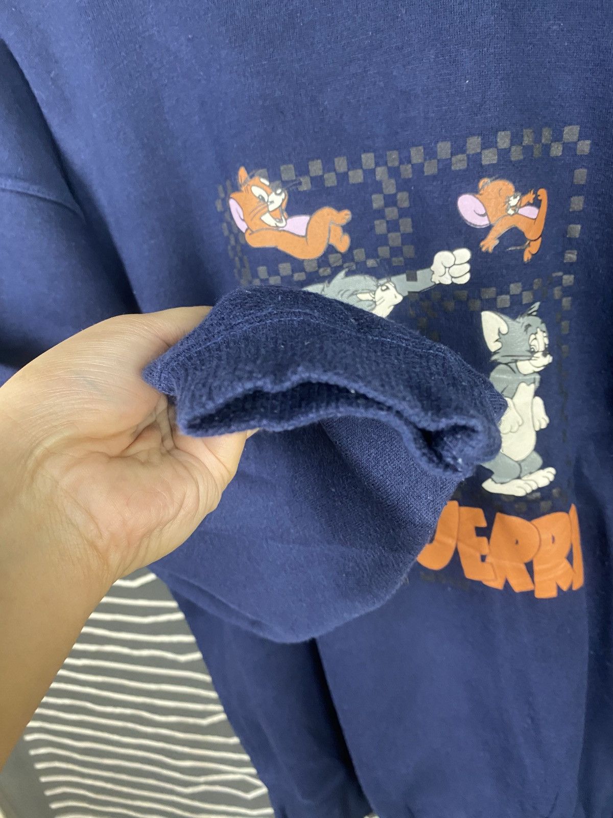 Vintage Vintage 1994 Tom & Jerry The Movie Sweatshirt Size US L / EU 52-54 / 3 - 4 Thumbnail
