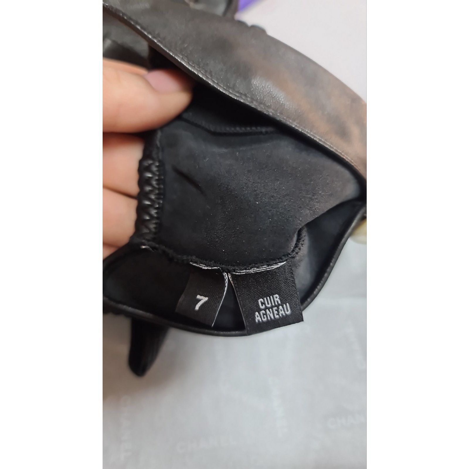 Chanel NWOT Chanel Black Leather Faux Pearl Fingerless Gloves Sz. 7 Size ONE SIZE - 4 Thumbnail