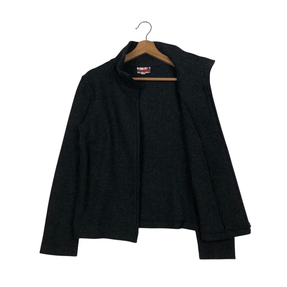 Vintage 📌Vintage Wool Zipper Cropped Jacket Valentino Size US M / EU 48-50 / 2 - 12 Thumbnail