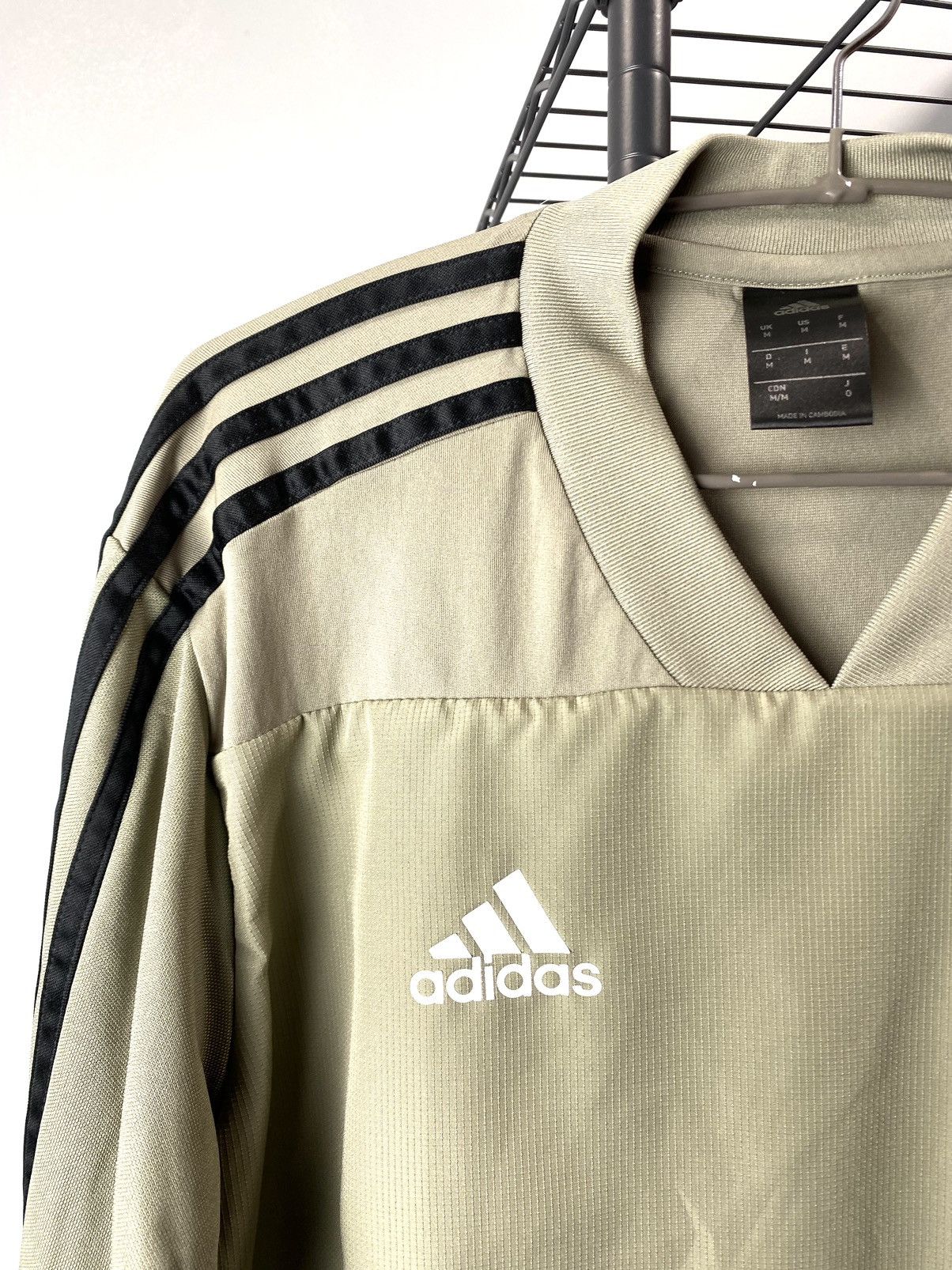 Adidas Adidas Juventus Soccer Jersey Longsleeve Sweatshirt Size US M / EU 48-50 / 2 - 3 Thumbnail