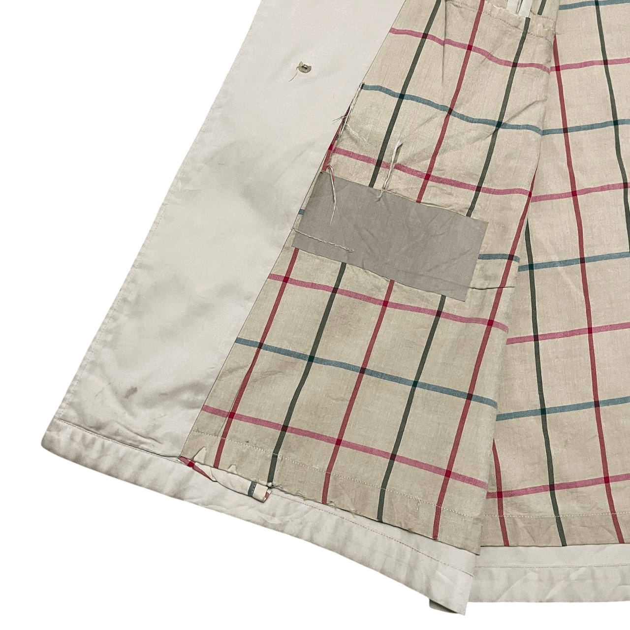 Burberry Vintage Burberry Made in England Trench Coat Size US M / EU 48-50 / 2 - 13 Thumbnail
