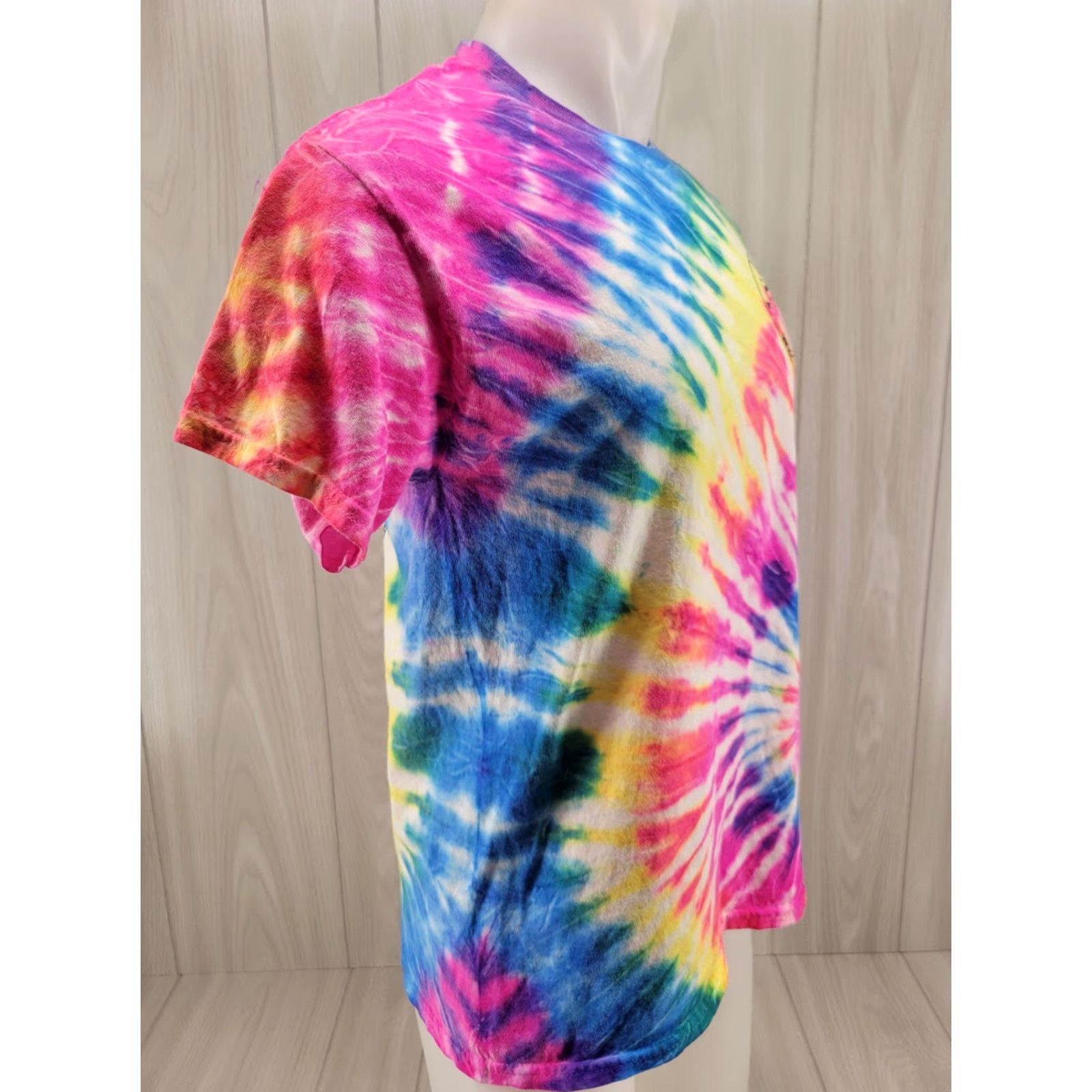 Gildan Antigua West Indies Graphic Print Tiedye Men's T-Shirt Medium Size US M / EU 48-50 / 2 - 6 Thumbnail