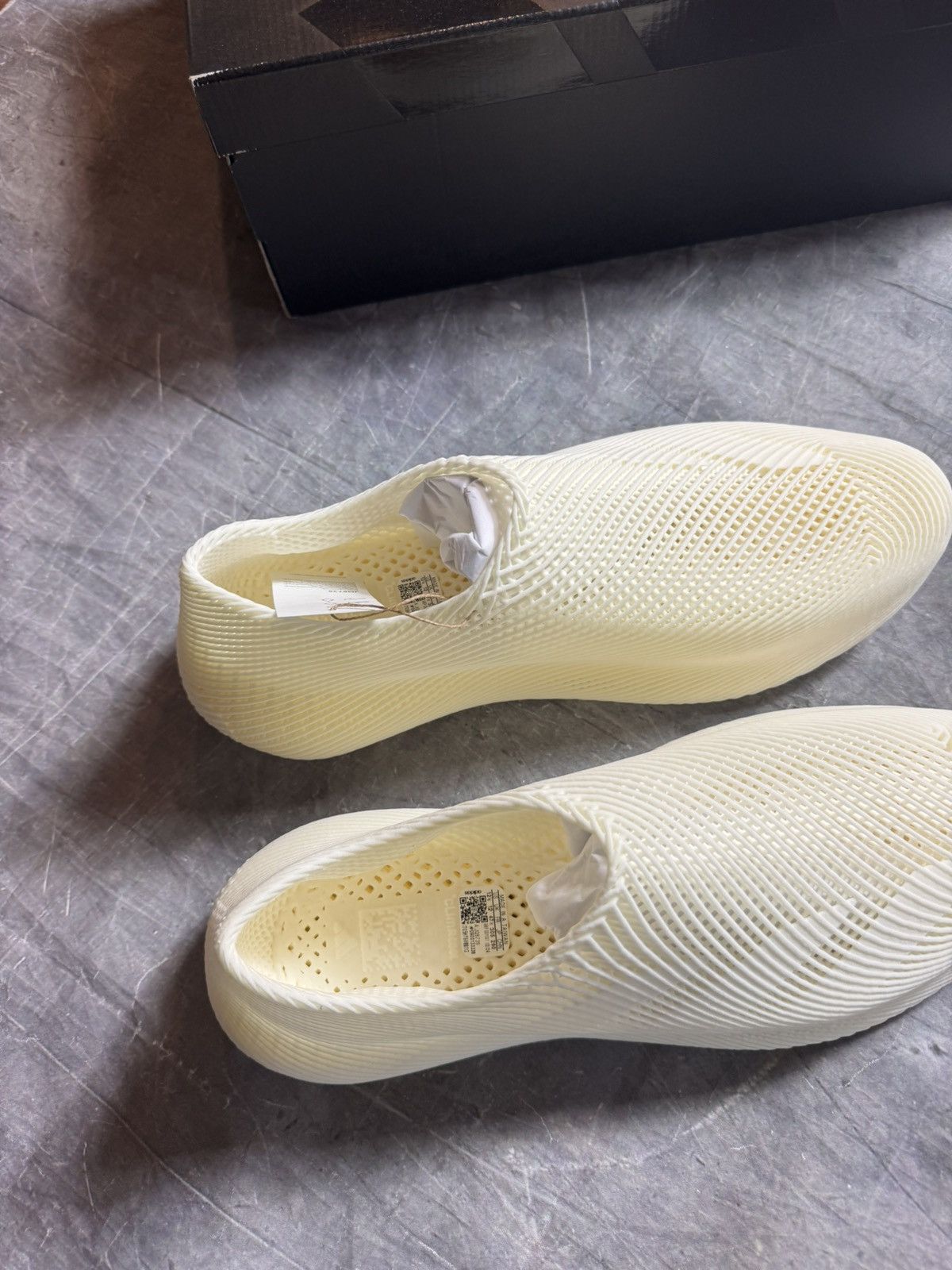 Adidas Adidas Climamog Off White Size 11.5 Size US 12.5 / EU 45-46 - 2 Thumbnail