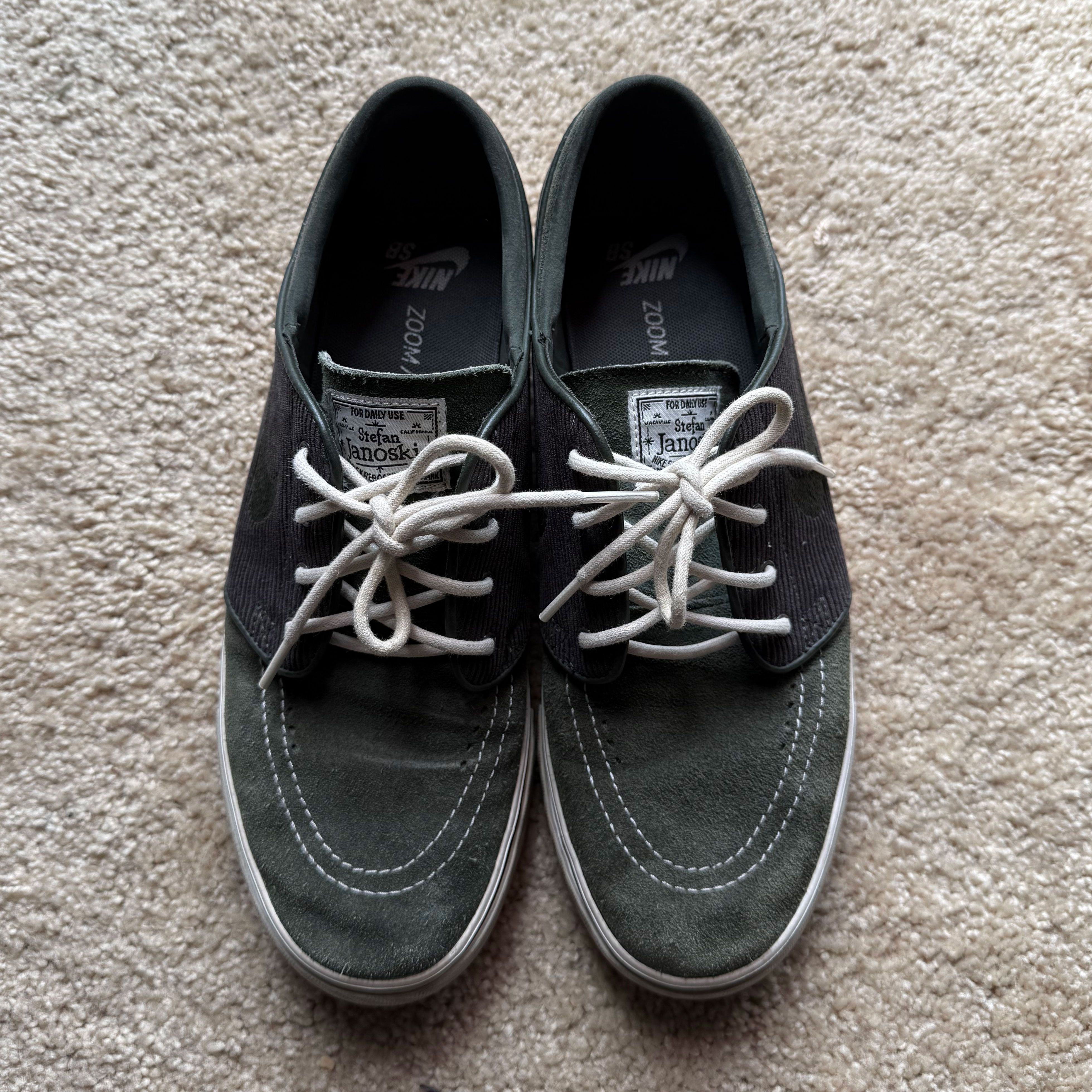 Nike SB Nike Men SB Stefan Janoski Green Corduroy Shoes Size US 8.5 / EU 41-42 - 2 Thumbnail