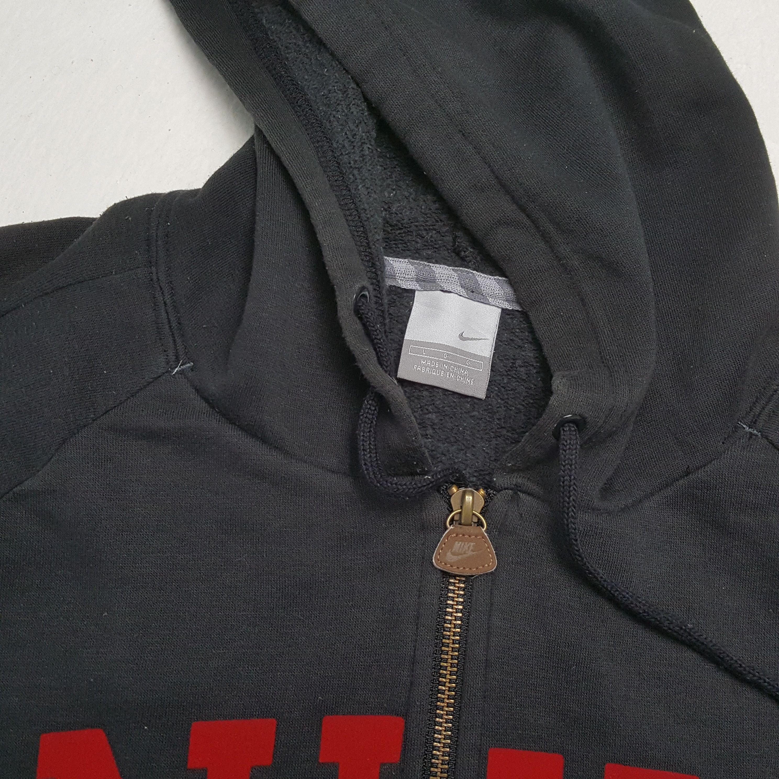 Nike × Vintage Vintage NIKE Sportswear Big Logo Design Hoodies Size US L / EU 52-54 / 3 - 12 Thumbnail