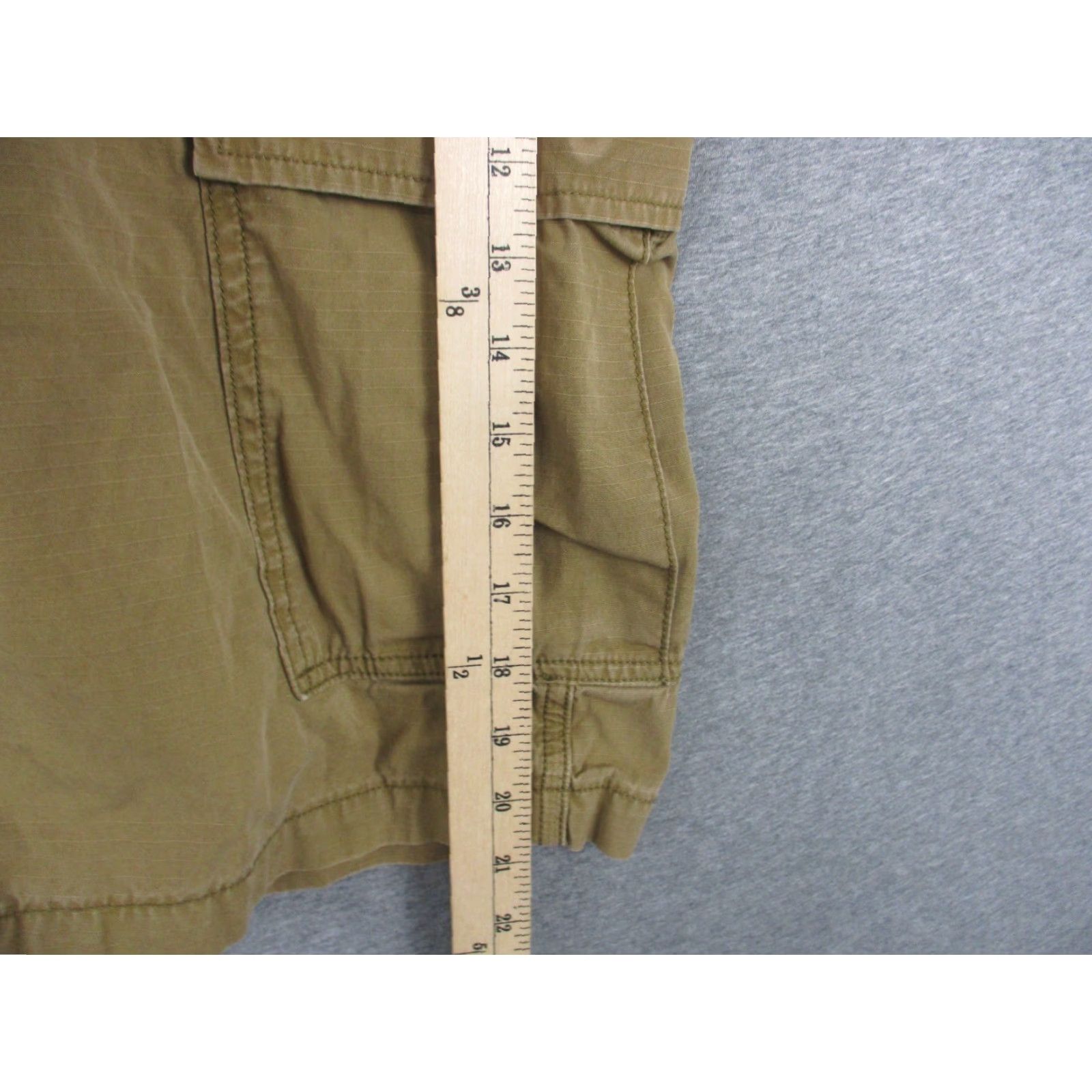 Levi's Levi’s Cargo Short Mens Size 34 Color Brown Casual Outdoors Comfy Size US 34 / EU 50 - 6 Thumbnail