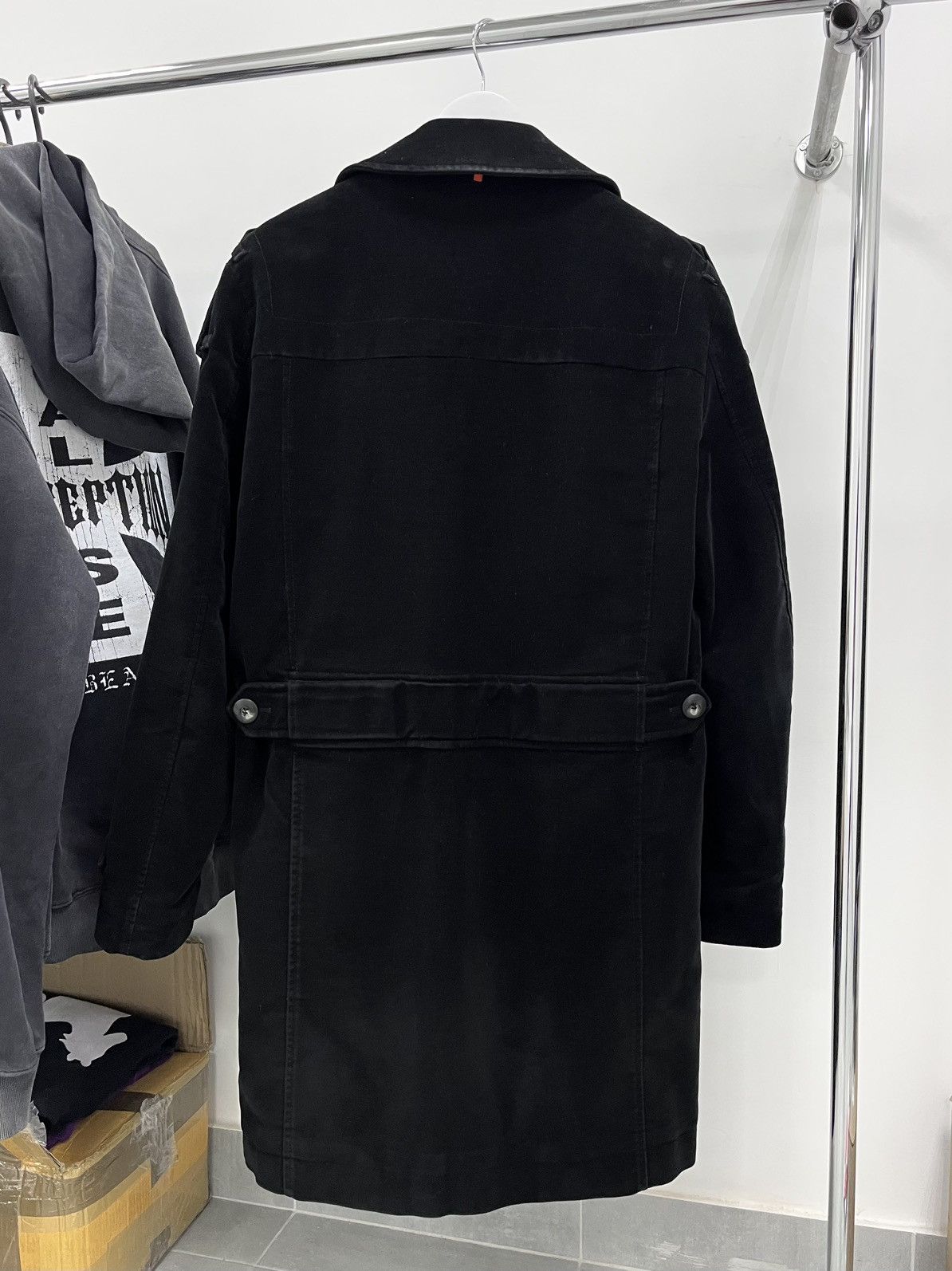 Hugo Boss Vintage Hugo Boss Black Mantel Coat Cotton Trench Luxury Size US L / EU 52-54 / 3 - 2 Thumbnail
