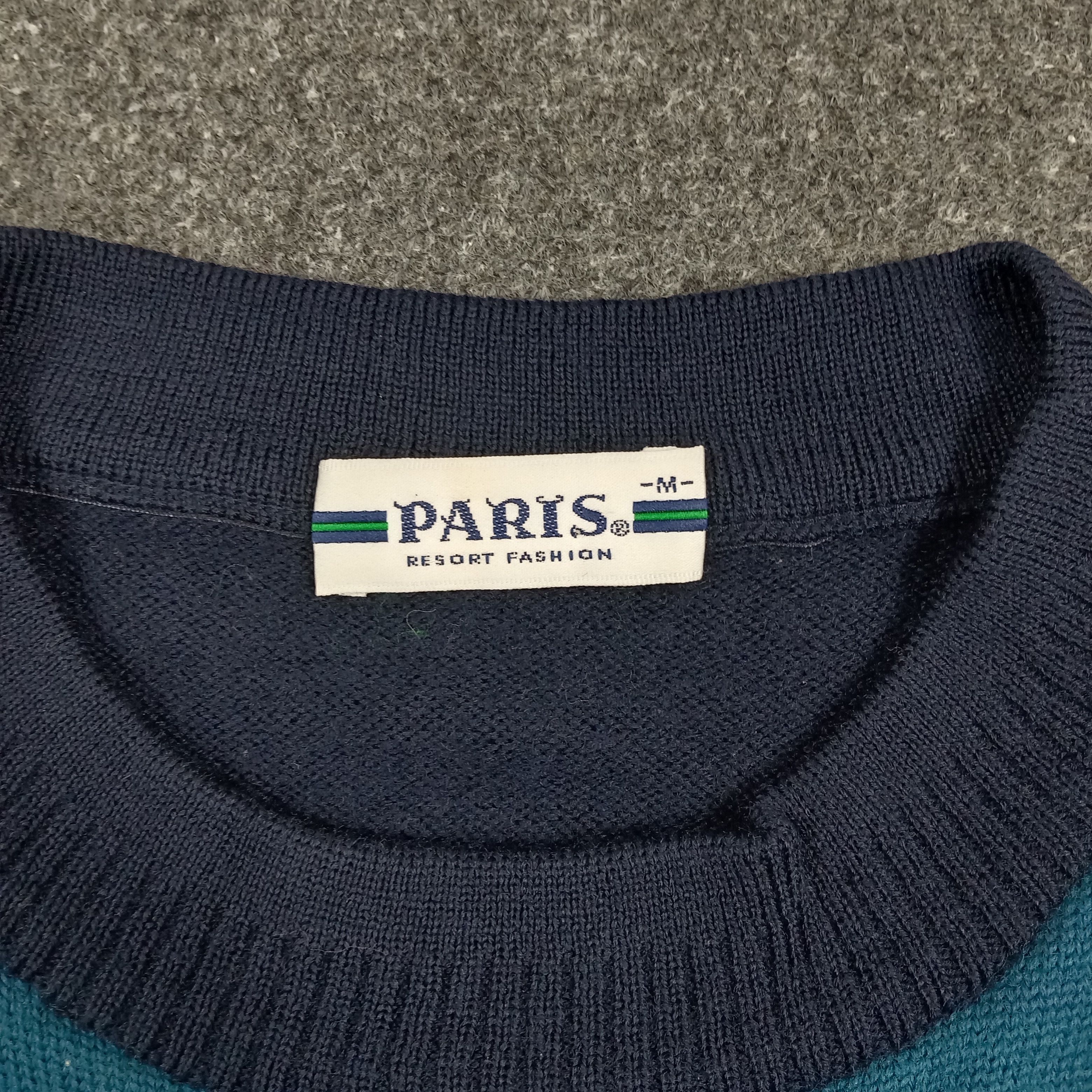 Vintage PARIS Resort Fashion Golf Wool Knit Pullover C291N32 Size US S / EU 44-46 / 1 - 3 Thumbnail