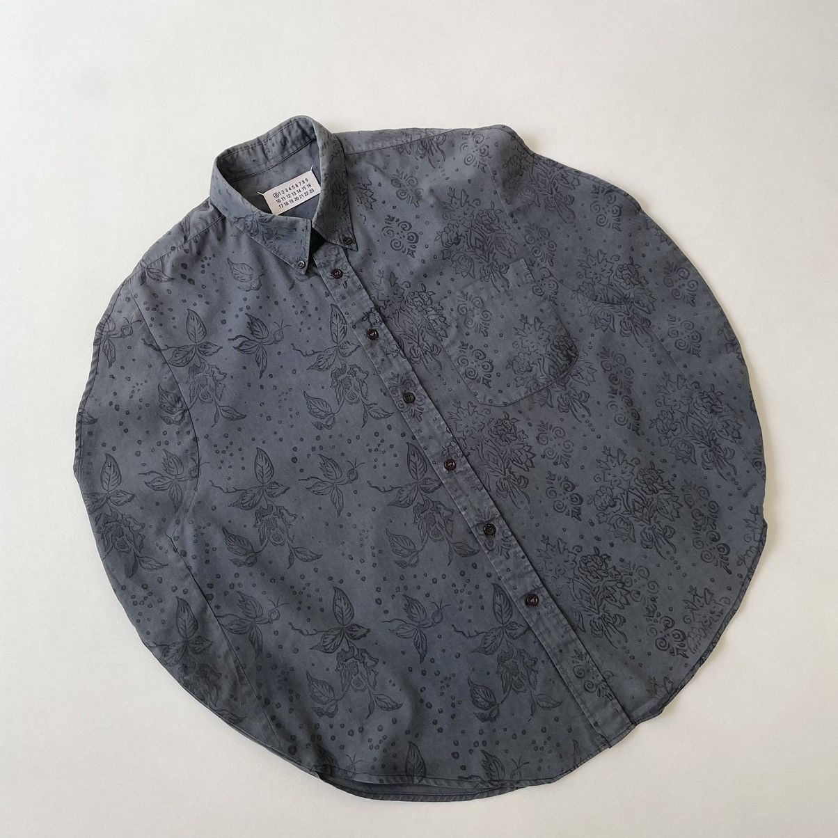 Maison Margiela S/S 02 Artisanal Line 0 Circle Shirt Size US S / EU 44-46 / 1 - 9 Thumbnail