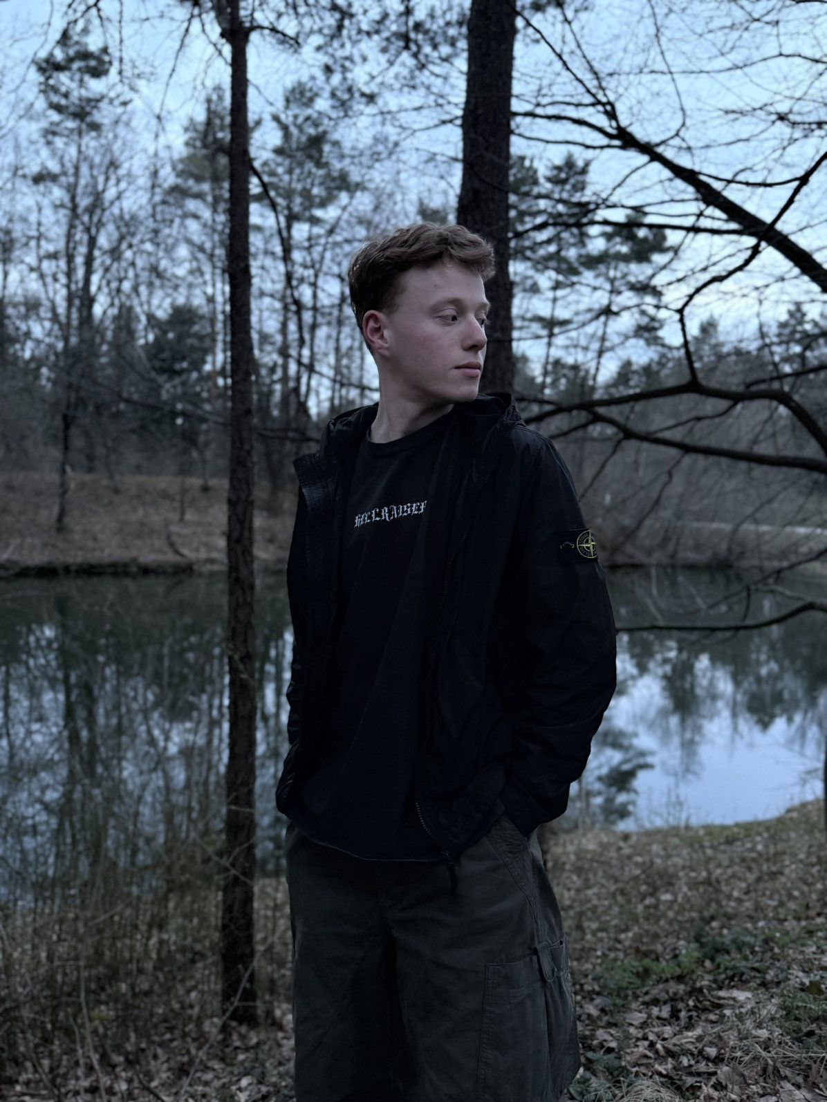 Stone Island STONE ISLAND Junior Black Crinkle Reps Hooded Jacket Men's Size US M / EU 48-50 / 2 - 1 Thumbnail