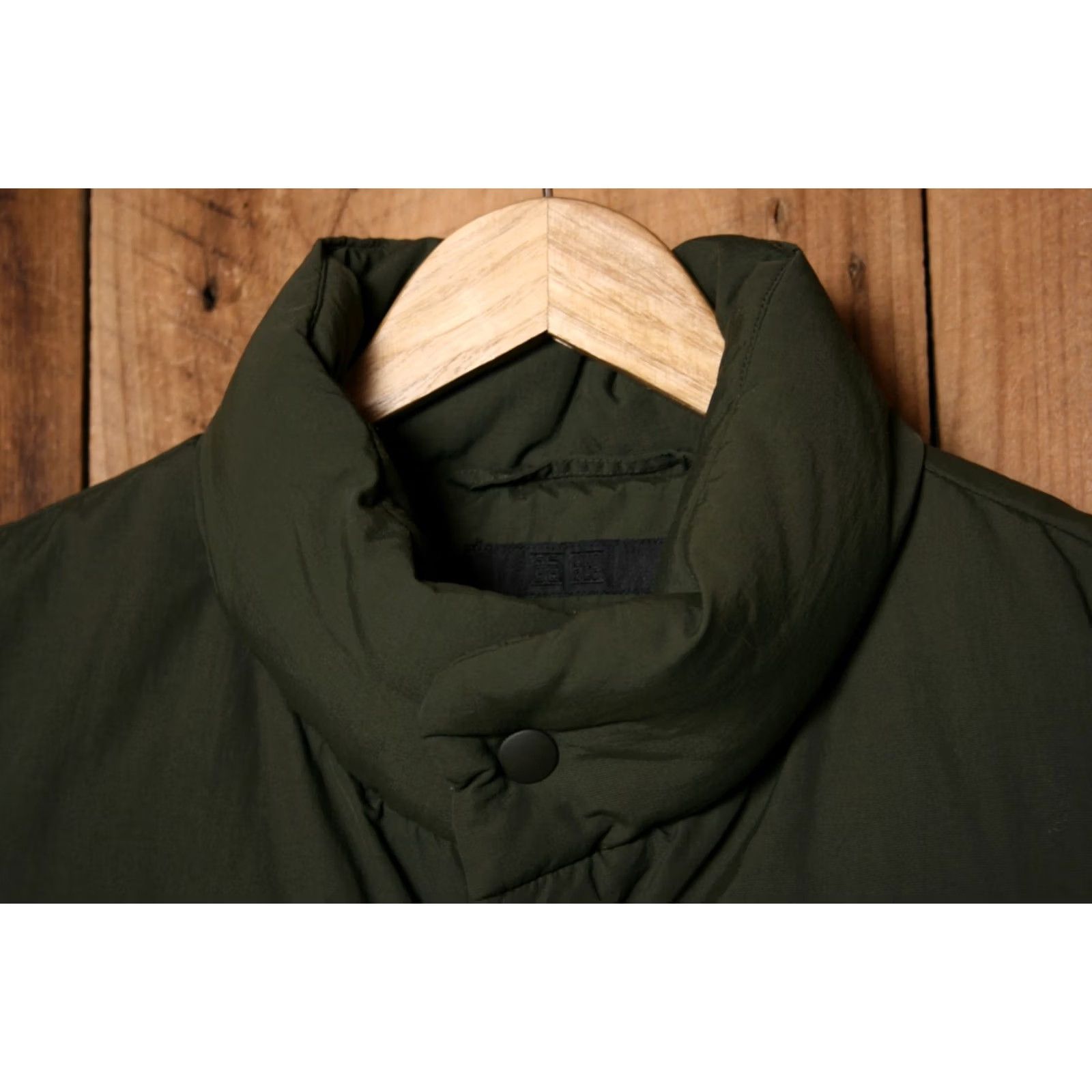 Uniqlo UNIQLO Olive Green Down Insulated Snap Button Puffer Vest Men M Size Non-Brand Size US M / EU 48-50 / 2 - 2 Thumbnail