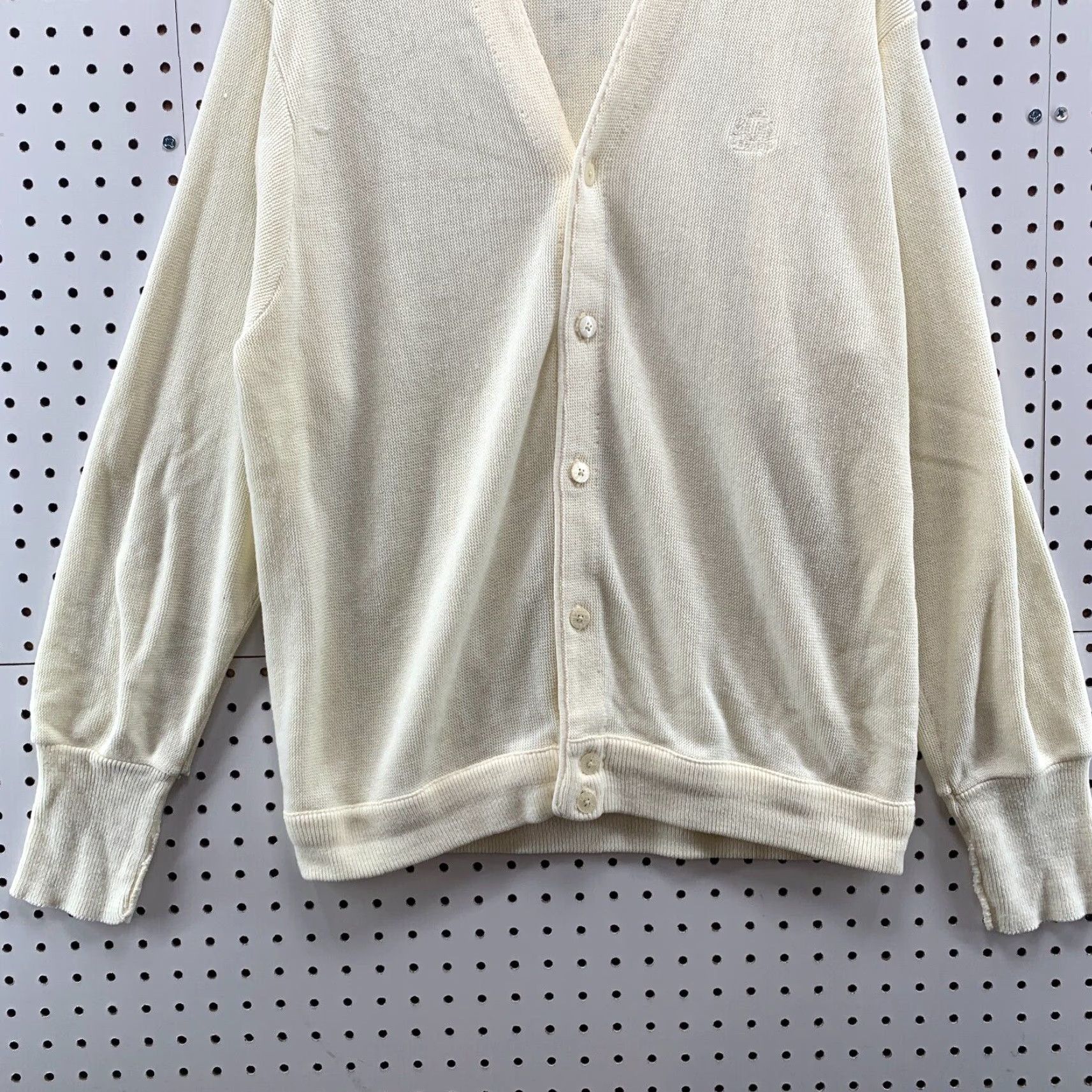 Izod VINTAGE IZOD Cardigan Shirt Men XL Beige 100% Acrylic Button Down 1980s VTG Mens Size US XL / EU 56 / 4 - 7 Thumbnail