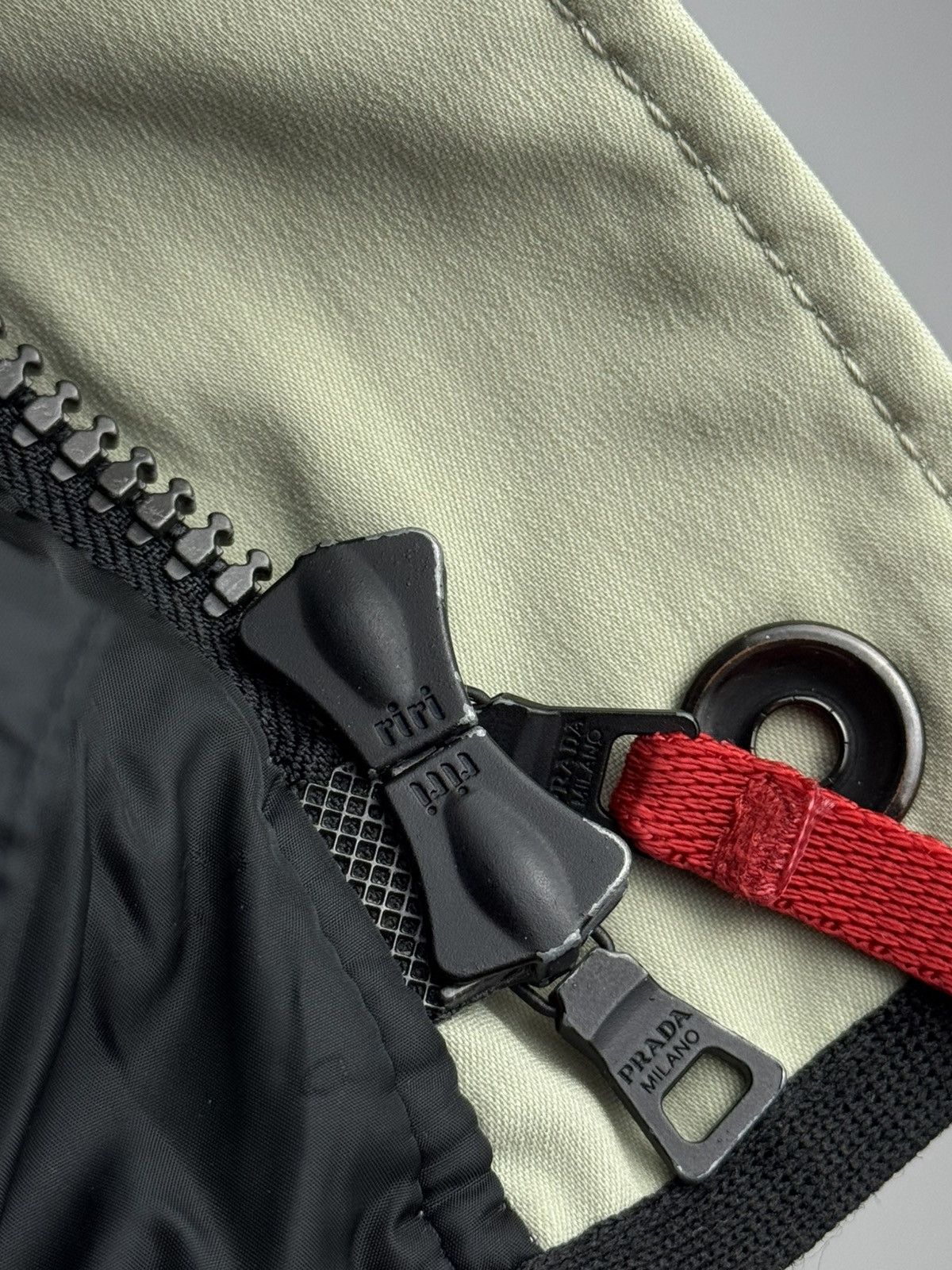 Prada Vintage Prada Milano Sport Ski / Snowboard Jacket SGV393 Size US M / EU 48-50 / 2 - 10 Thumbnail