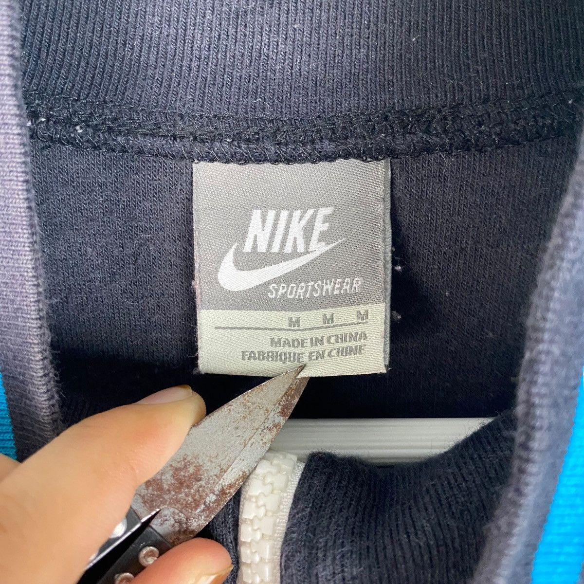 Nike × Vintage Vintage Nike Full Zip Embroidered Crewneck Sportwear Black Size US M / EU 48-50 / 2 - 5 Thumbnail