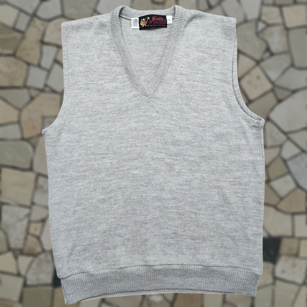 Vintage VINTAGE Jersild Sweater Vest Wool Acrylic Mens LT Tall Gray 90s USA Preppy Lightweight Knit V-Neck Sleeveless Size US L / EU 52-54 / 3 - 1 Thumbnail