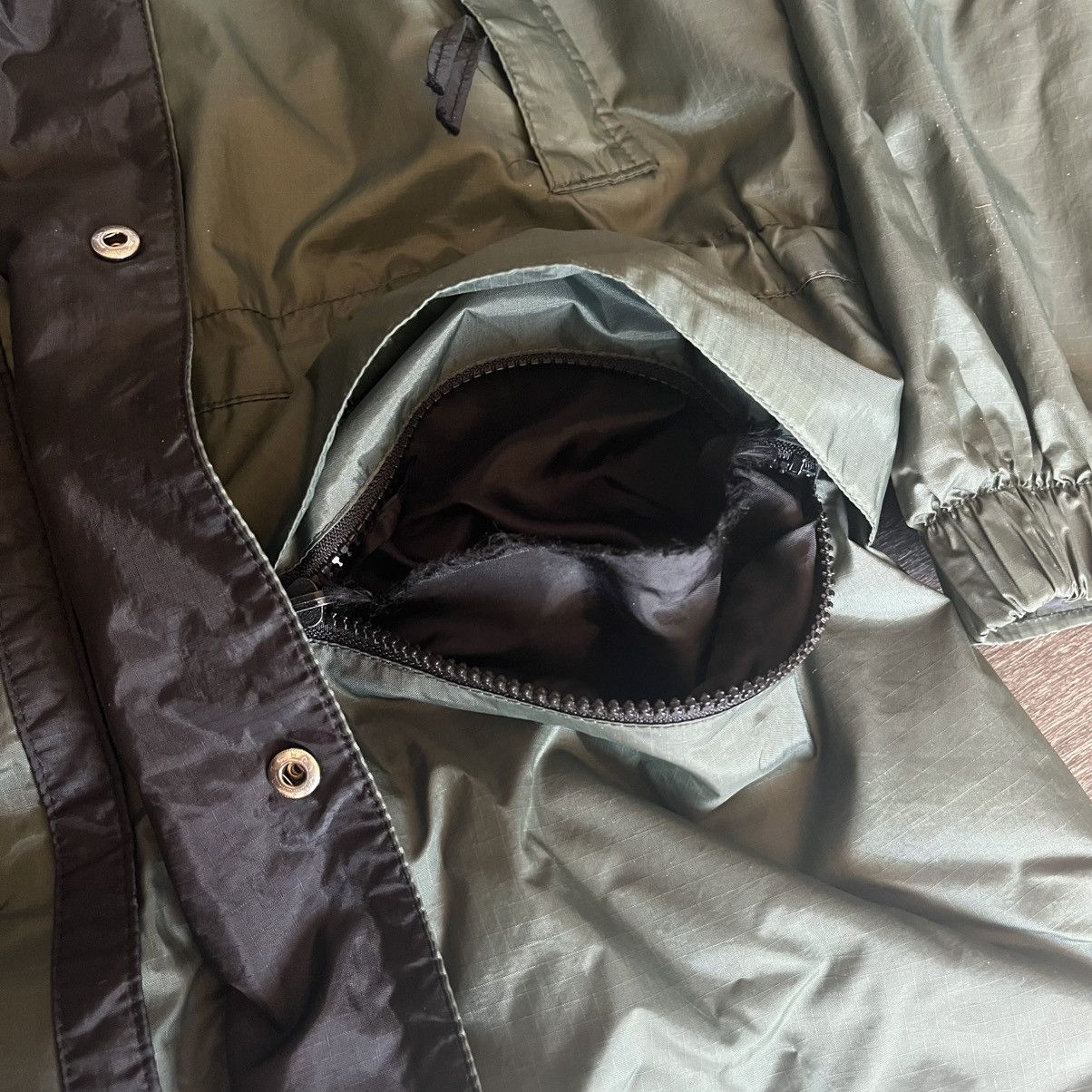 Timberland × Vintage Vintage 2000s Timberland Weathergear Windbreaker Hood Jacket Size US M / EU 48-50 / 2 - 15 Thumbnail