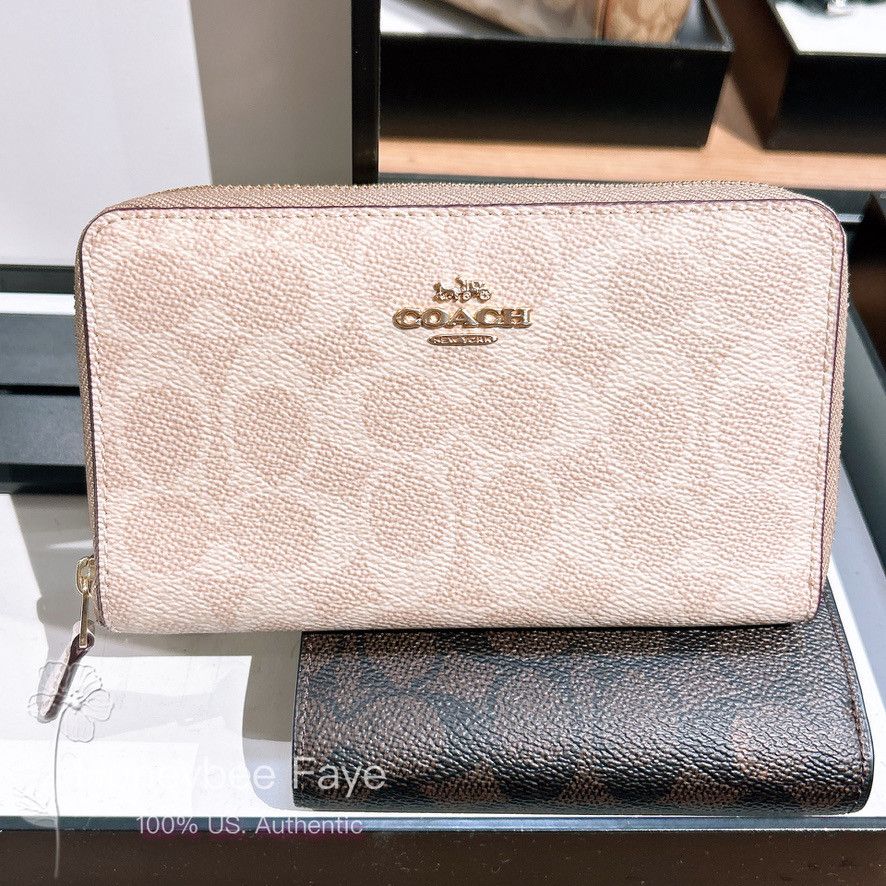 Coach Medium Id Zip Wallet In Signature Canvas CW781 Size ONE SIZE - 1 Thumbnail