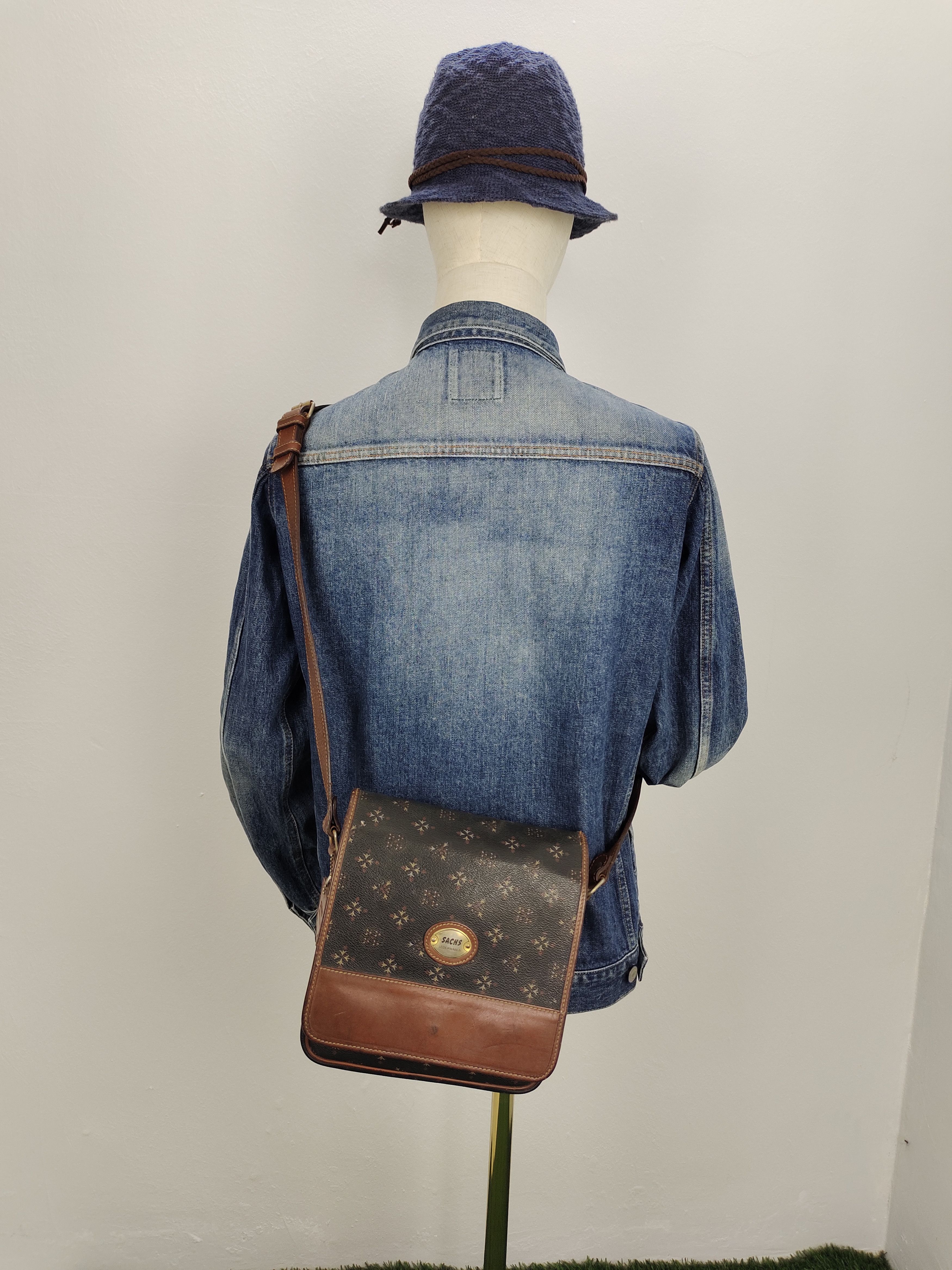 Vintage Vintage Sachs Lederwaren Japan Patina Leather Crossbody Bag Size ONE SIZE - 2 Thumbnail