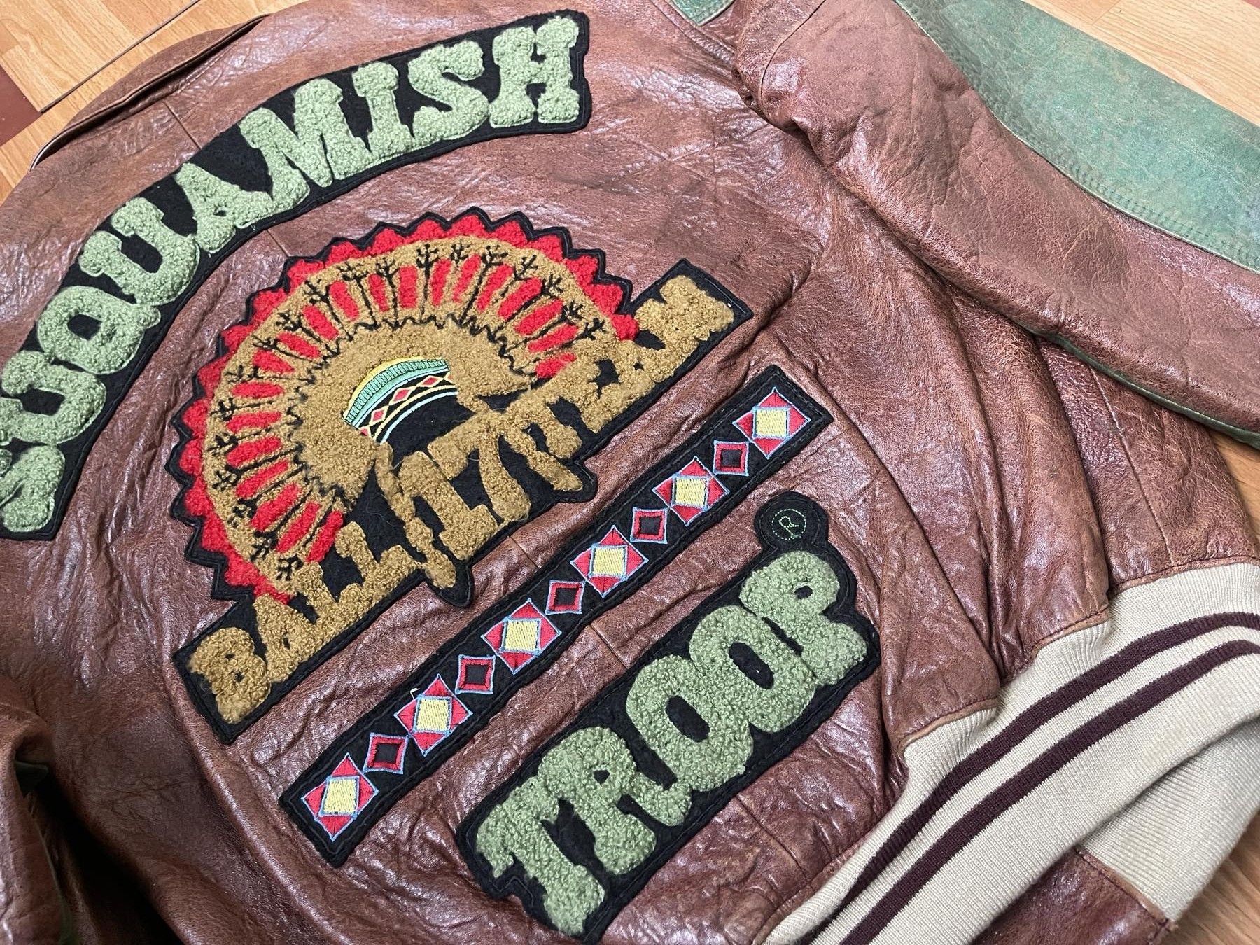 Troop Troop Suquamish leather jacket, Indian vintage varsity 90s L Size US L / EU 52-54 / 3 - 8 Thumbnail