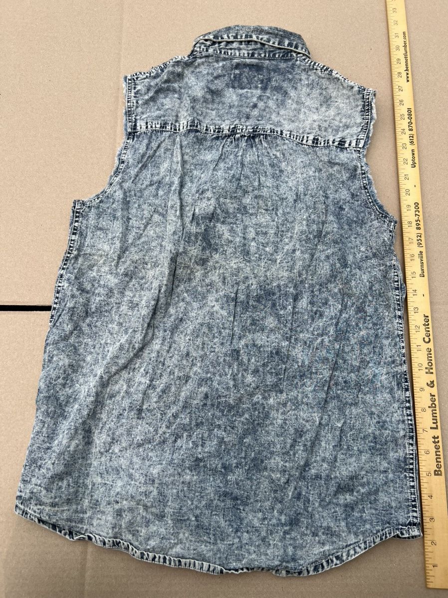 Japanese Brand GLAD NEWS Studded Denim Vest Size US L / EU 52-54 / 3 - 5 Thumbnail
